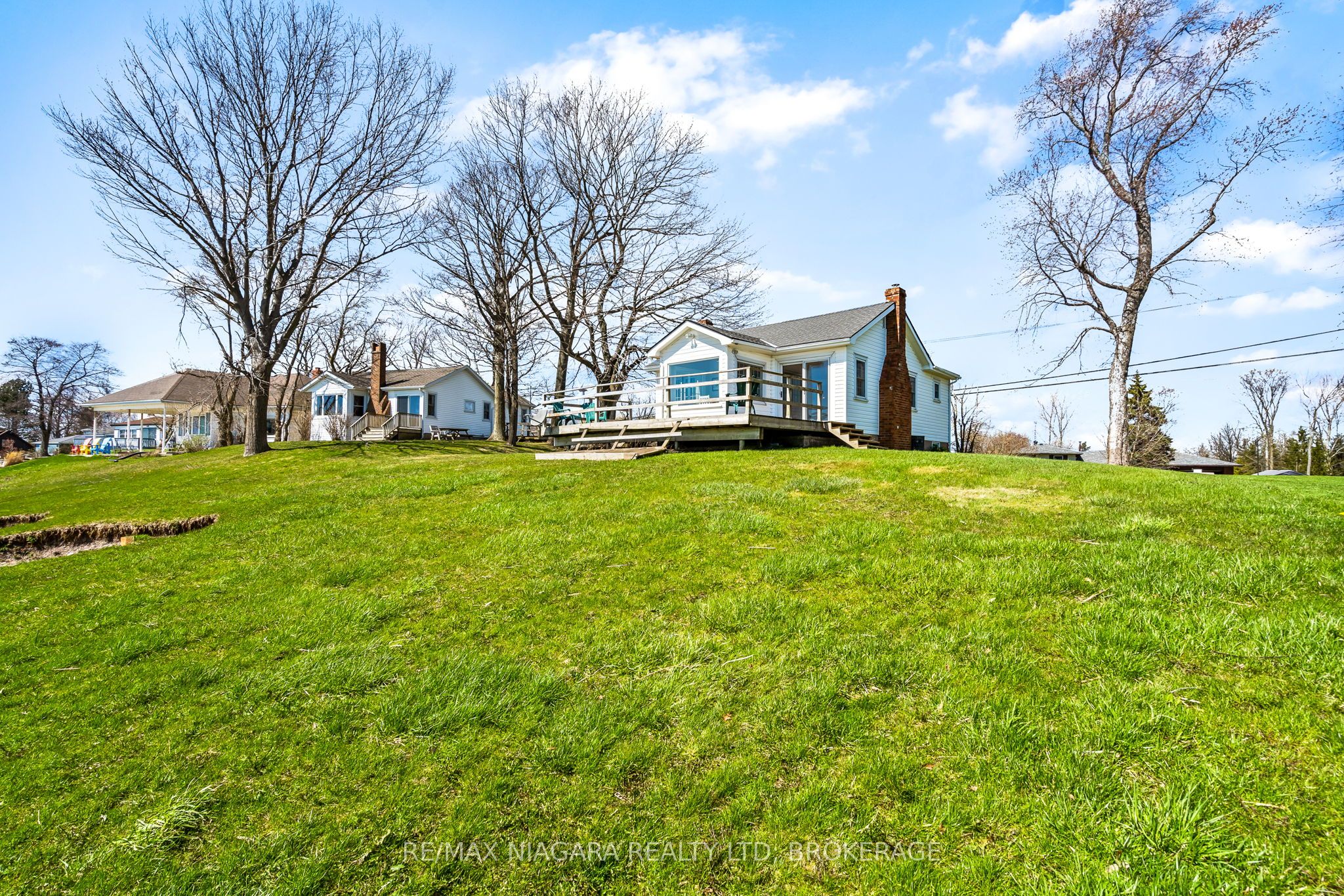 13165 Lakeshore Road, Wainfleet, ON L0S 1V0