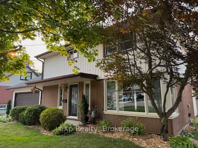 570 7th Street W, Owen Sound, ON N4K 3L6 photo 3