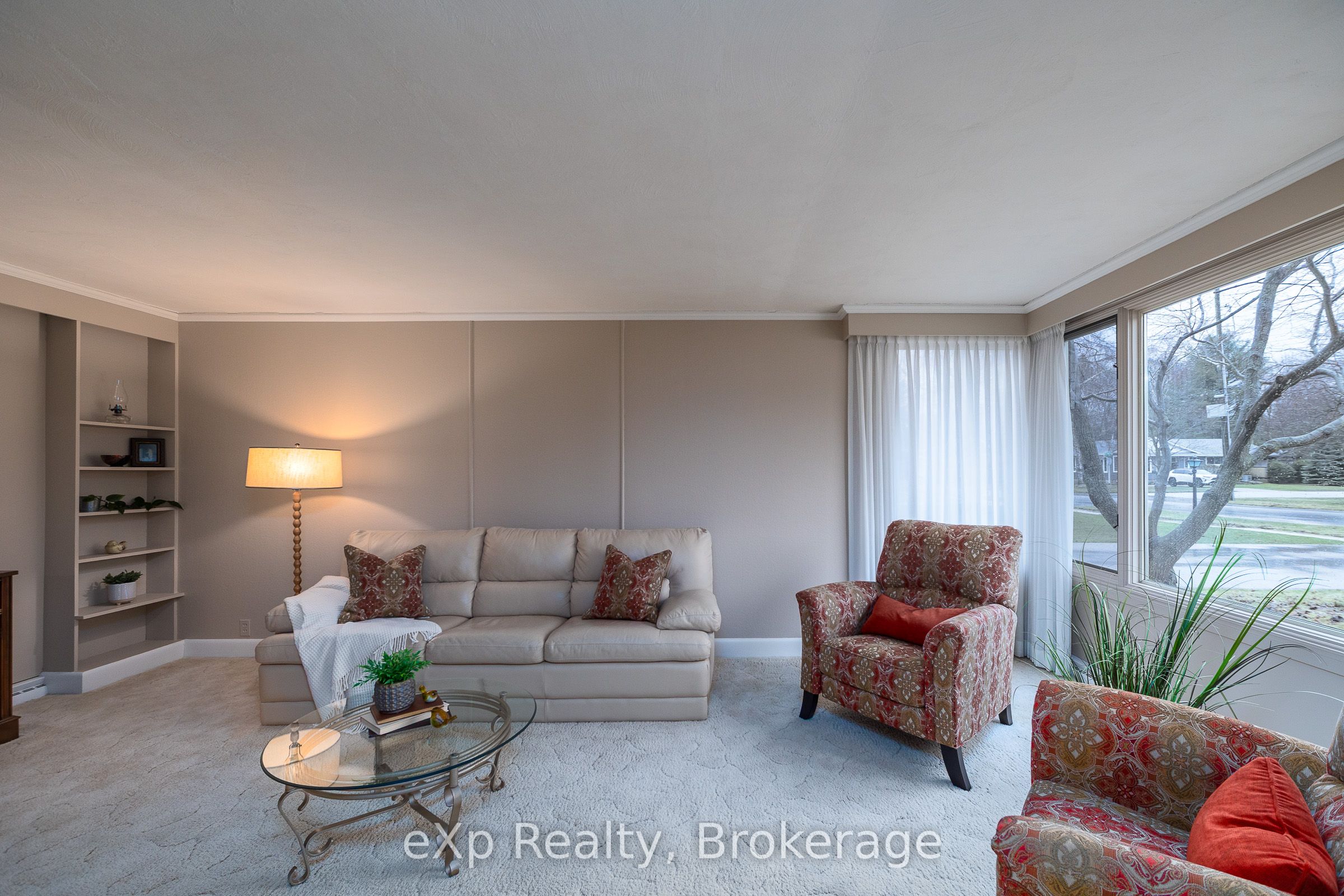 570 7th Street W, Owen Sound, ON N4K 3L6 photo 4