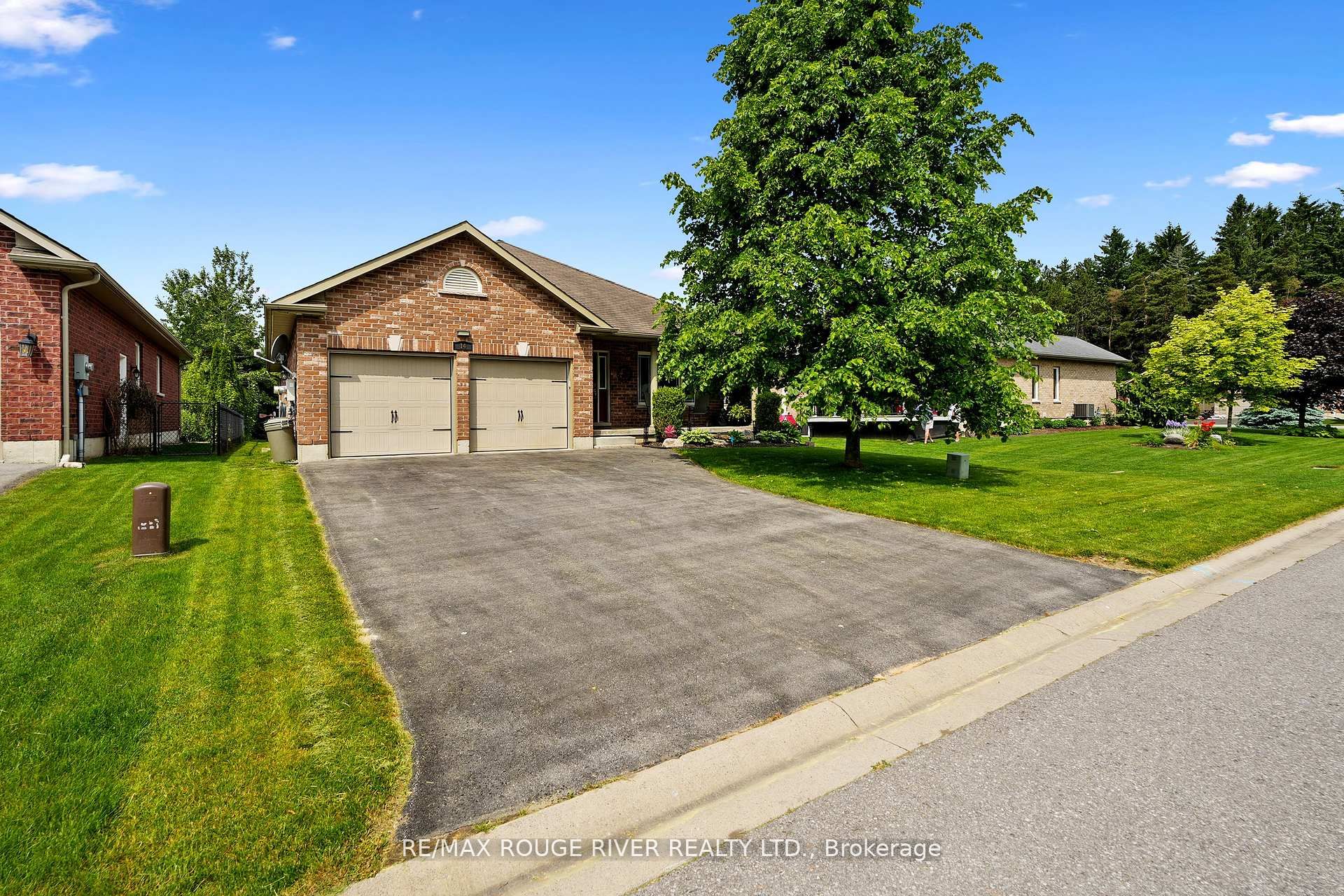 14 Algonquin Avenue, Brighton, ON K0K 1H0