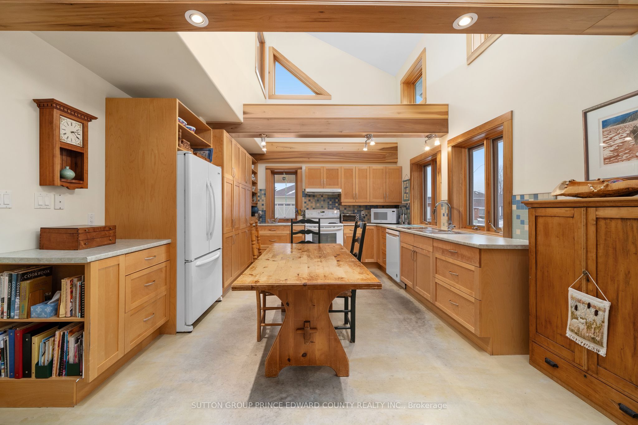 4 Carla Court, Prince Edward County, ON K0K 3L0 photo 5