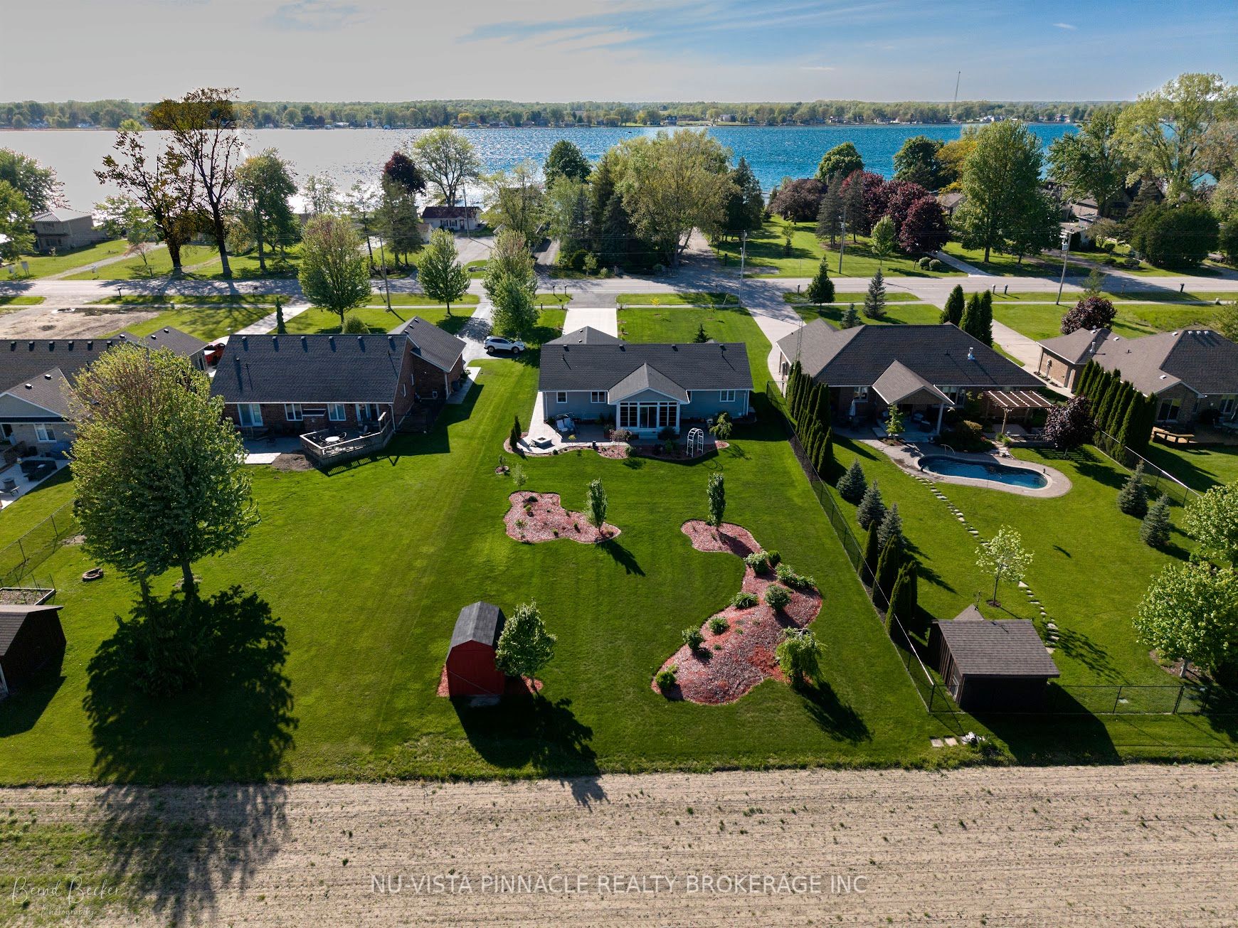 3864 St Clair Parkway, St. Clair, ON N0P 2B0 photo 3