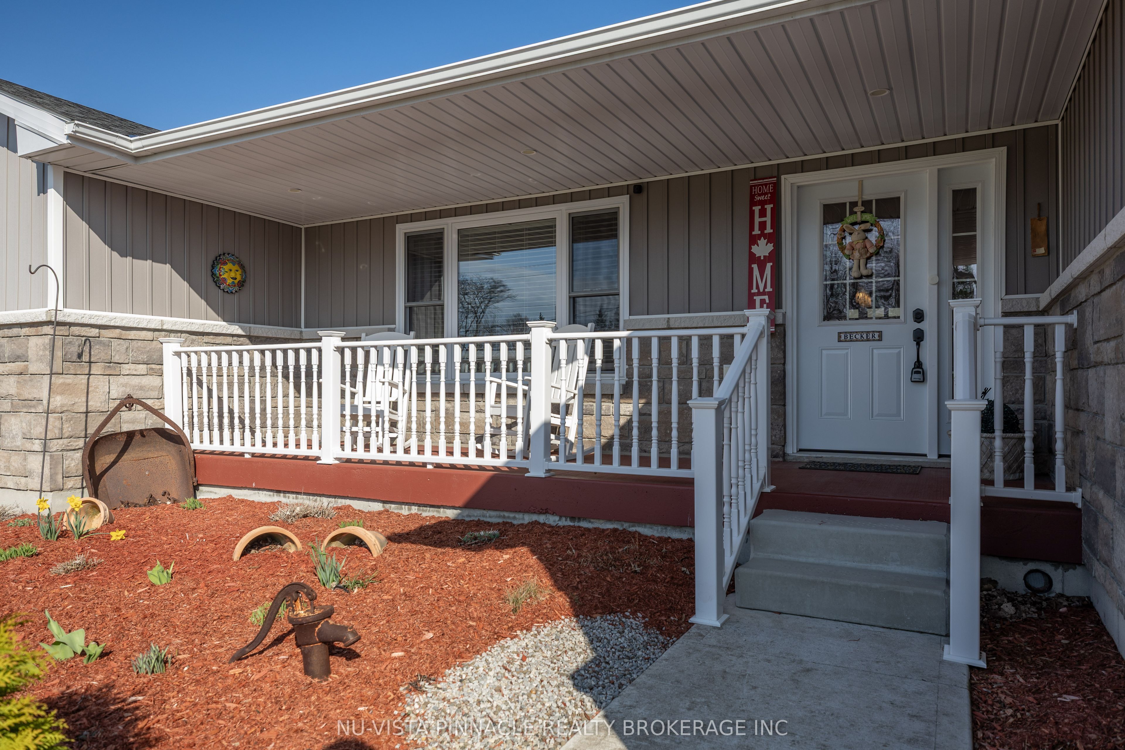 3864 St Clair Parkway, St. Clair, ON N0P 2B0 photo 4