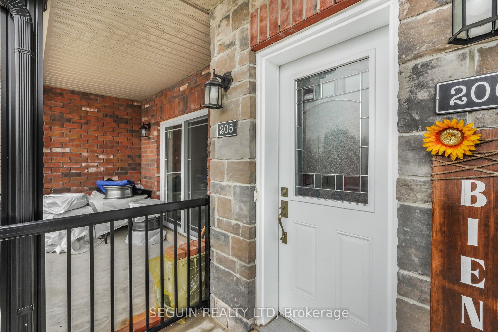 225 Spence Avenue 205, Hawkesbury, ON K6A 0B5 photo 4