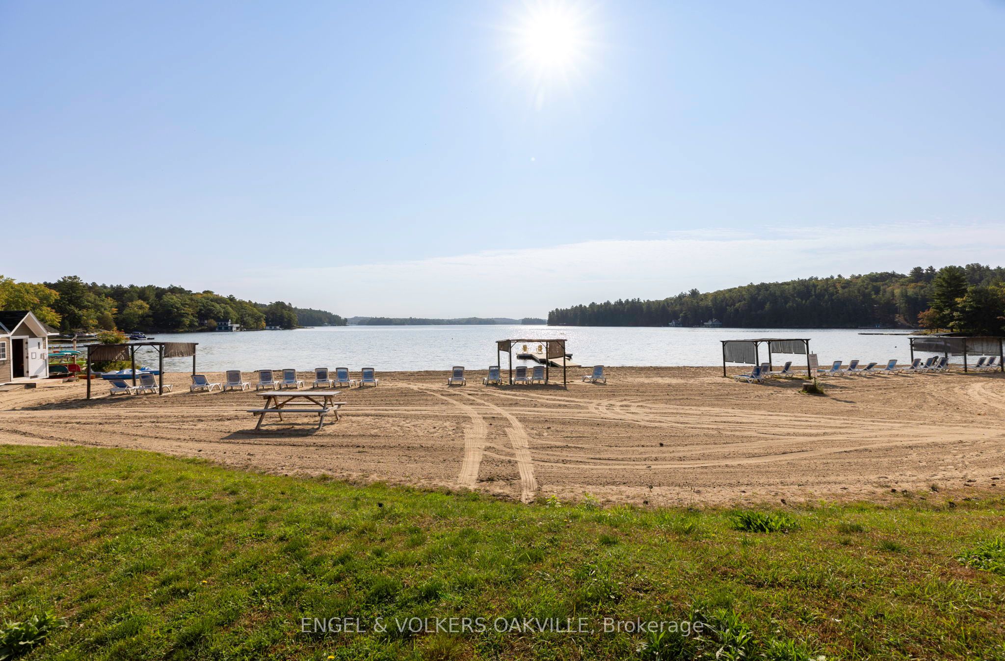 1869 Muskoka Road 118 W C-103, Muskoka Lakes, ON P1L 1X1 photo 5