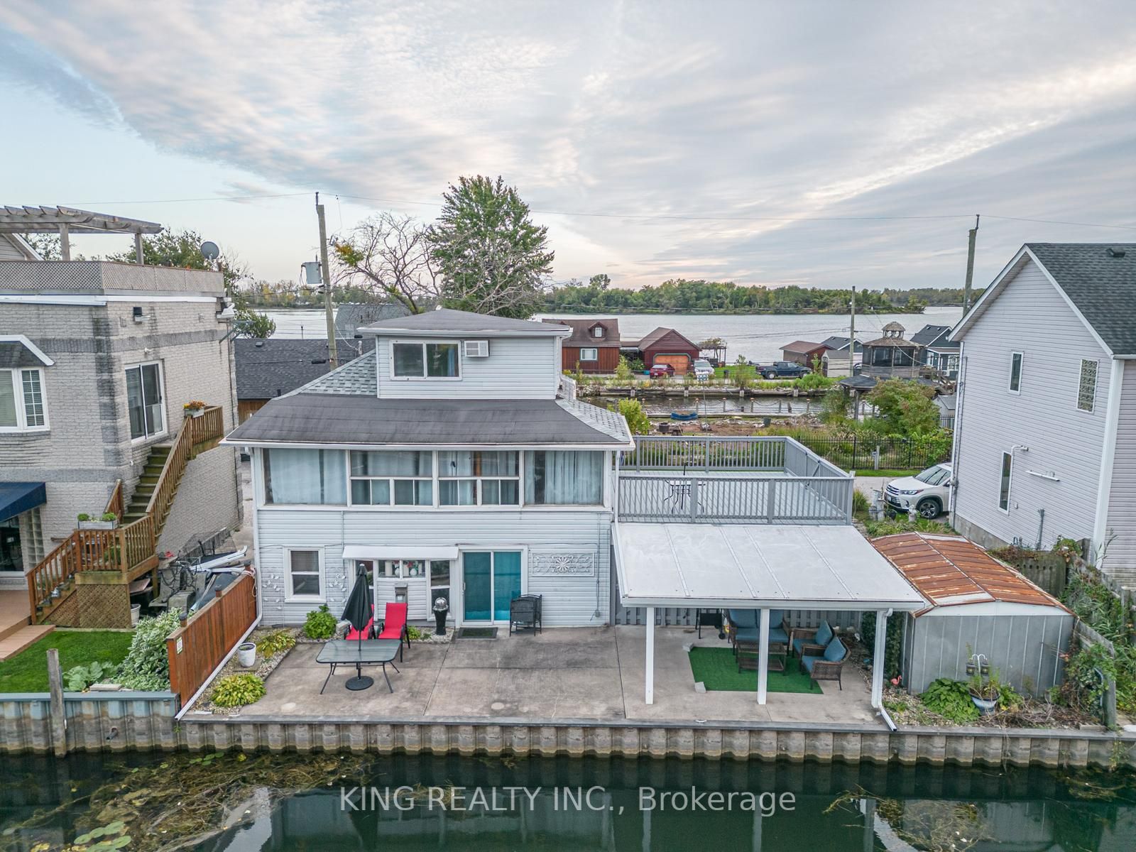 42 Wahneta Avenue, LaSalle, ON N9J 1T7 photo 2