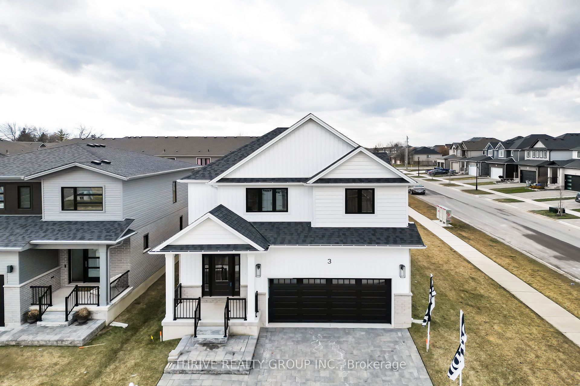 3 Basil Crescent, Middlesex Centre, ON N0M 2A0 photo 2