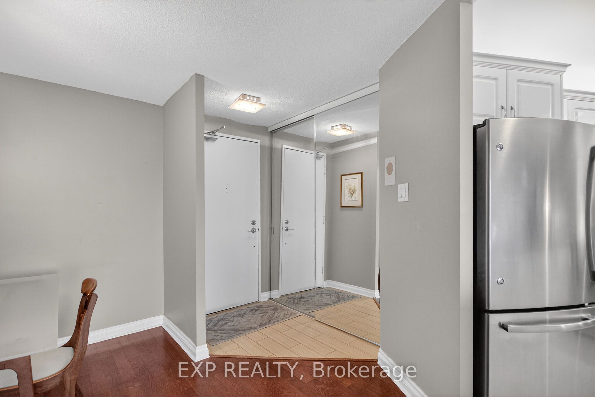 1171 Ambleside Drive 2009, Woodroffe, ON K2B 8E1 photo 5