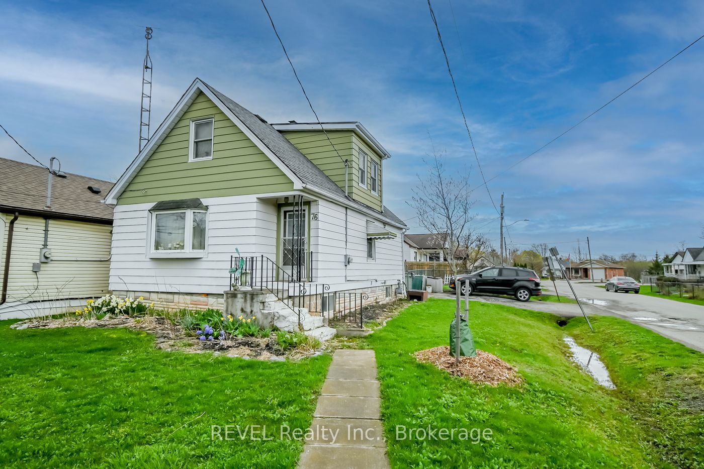 76 Lincoln Avenue, St. Catharines, ON L2P 2C9