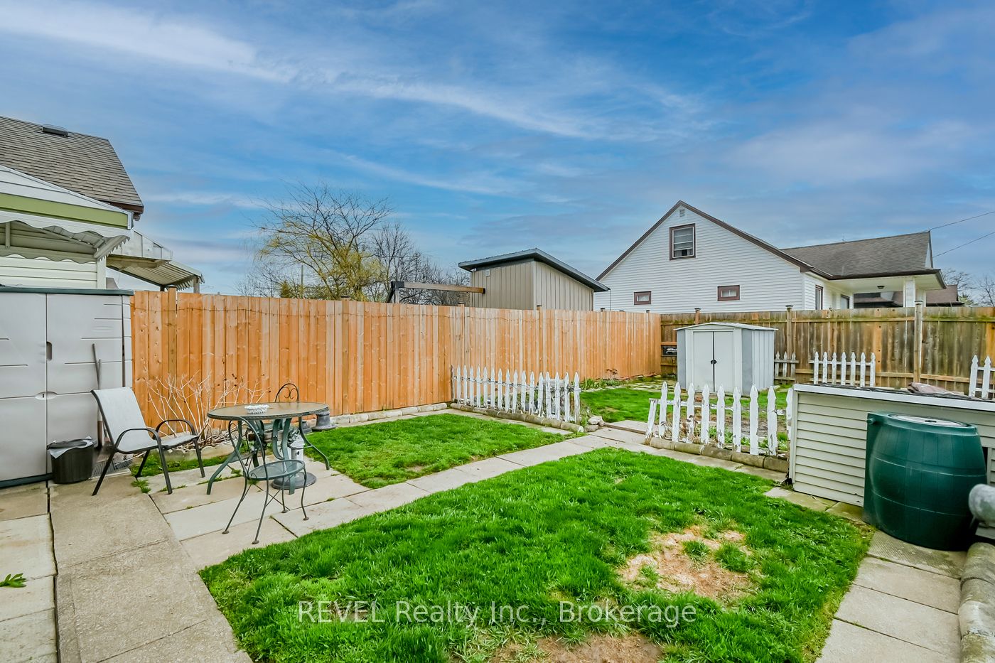 76 Lincoln Avenue, St. Catharines, ON L2P 2C9 photo 3