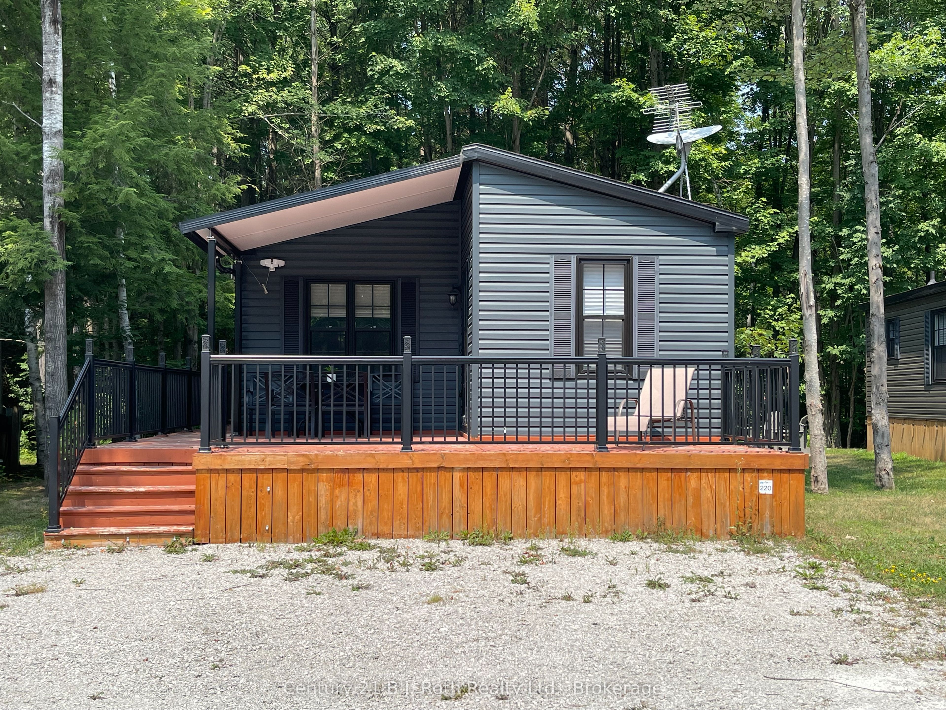 1082 Shamrock Marina Road #220, Gravenhurst, ON P0E 1N0
