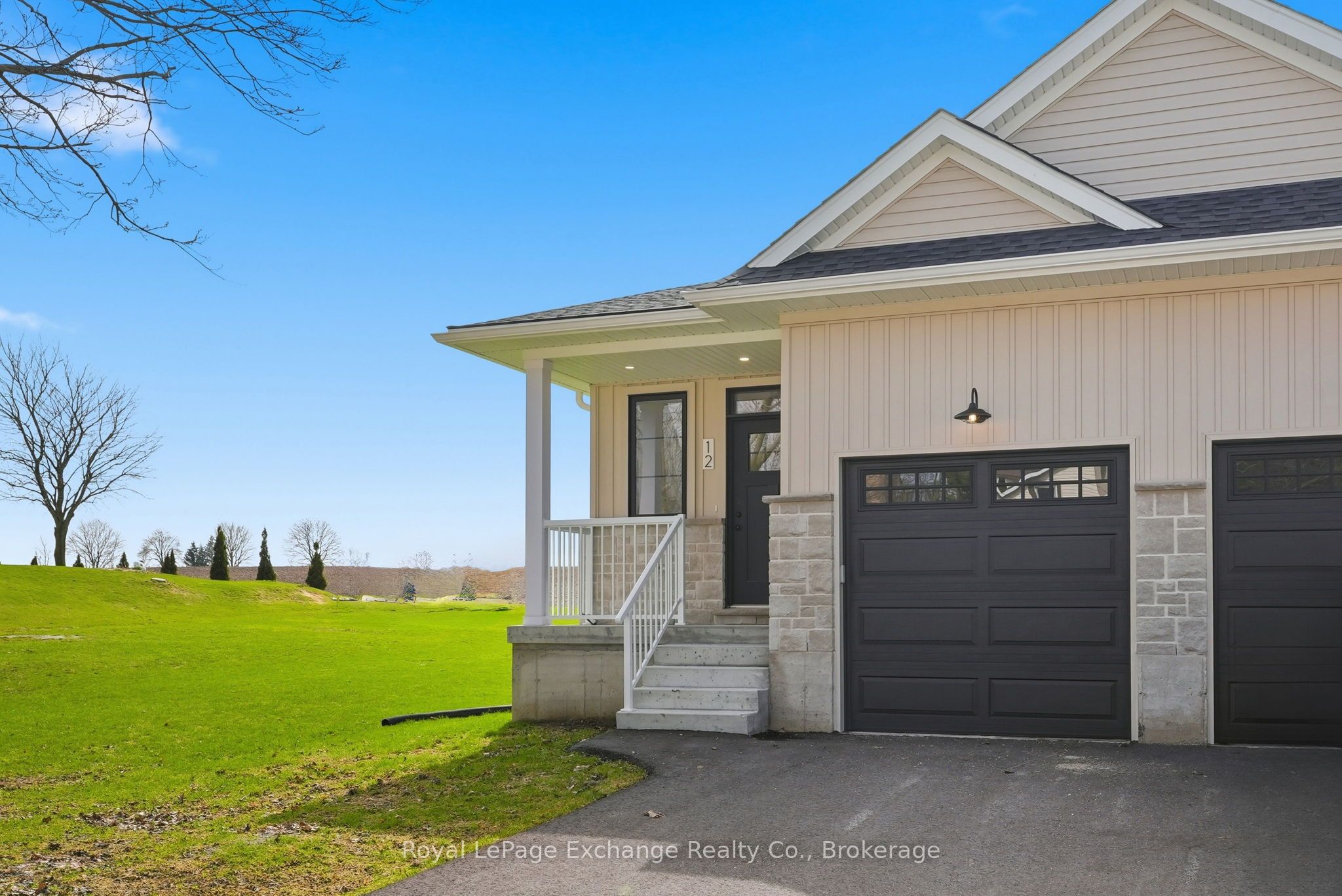 12 Janet Street S, South Bruce, ON N0G 2S0 photo 2