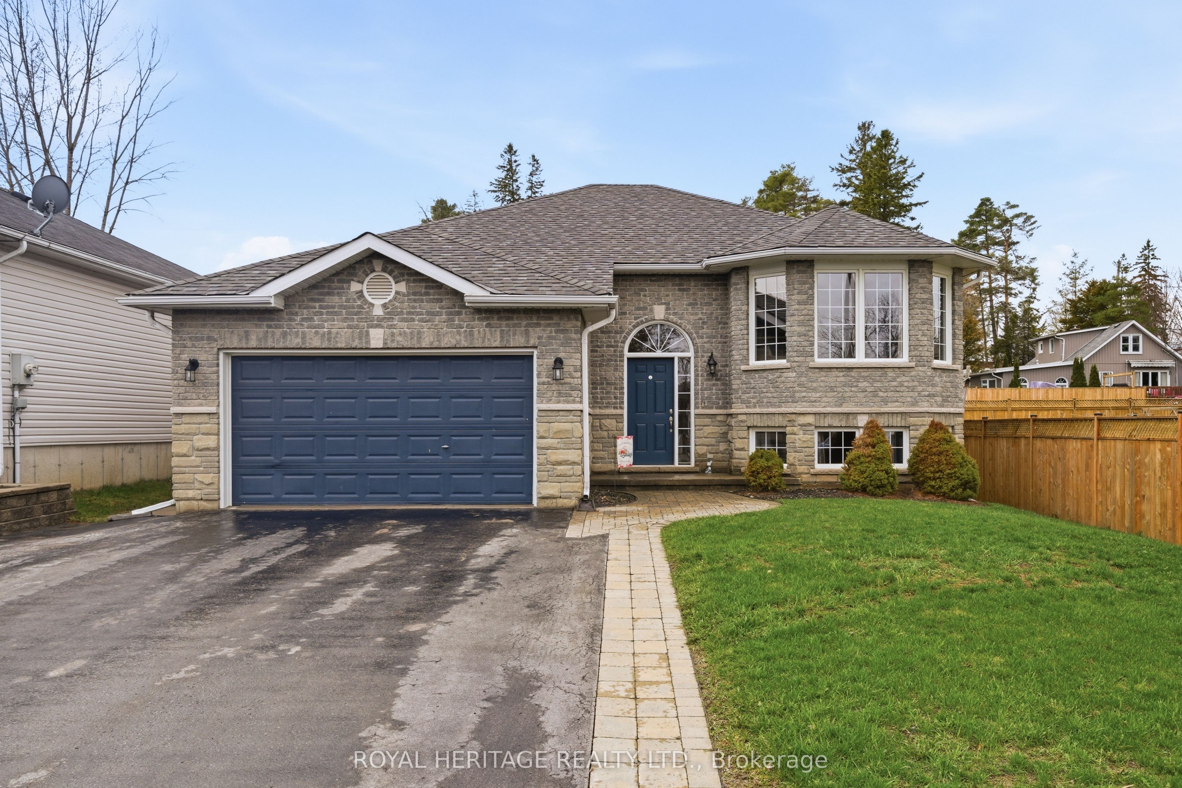1 Kyle Court, Quinte West, ON K0K 2C0 photo 2