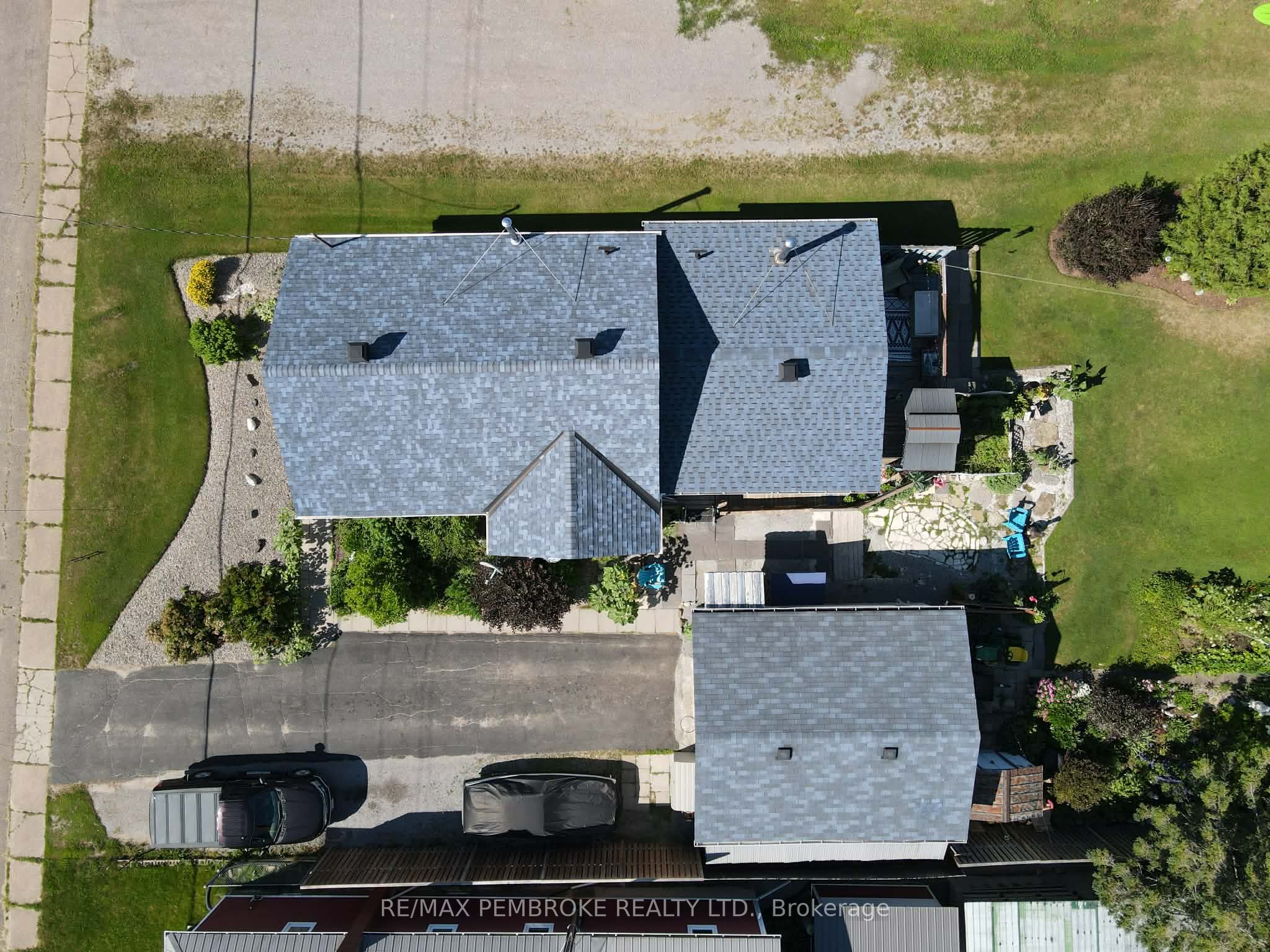 48 Lacroix Bay Road, Whitewater Region, ON K0J 2L0 photo 5