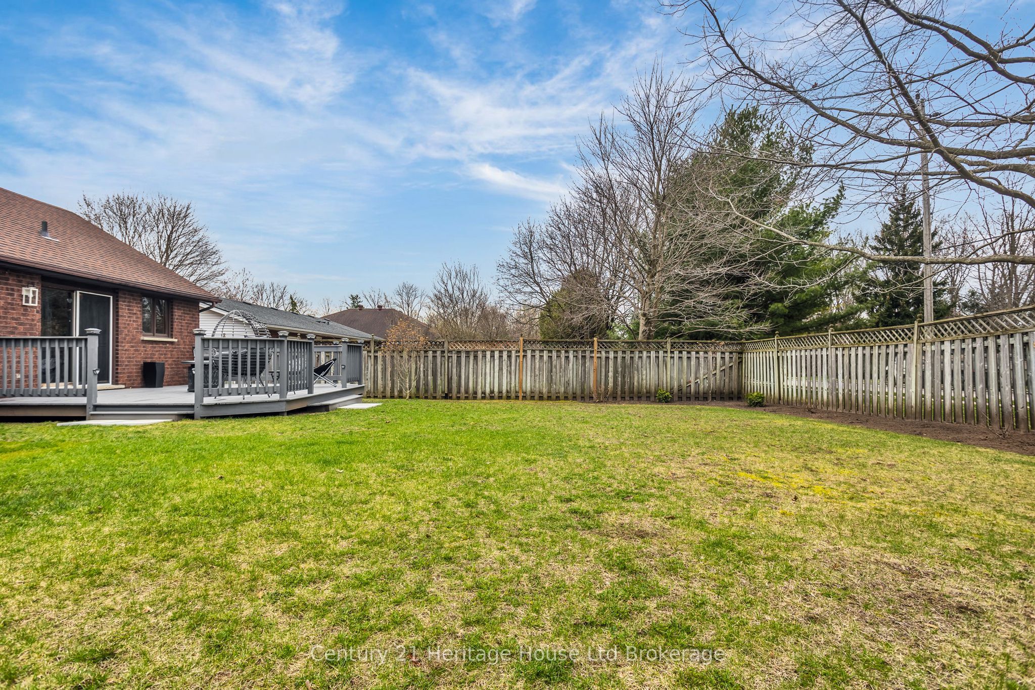 15 Gibson Drive, Tillsonburg, ON N4G 5G4 photo 4