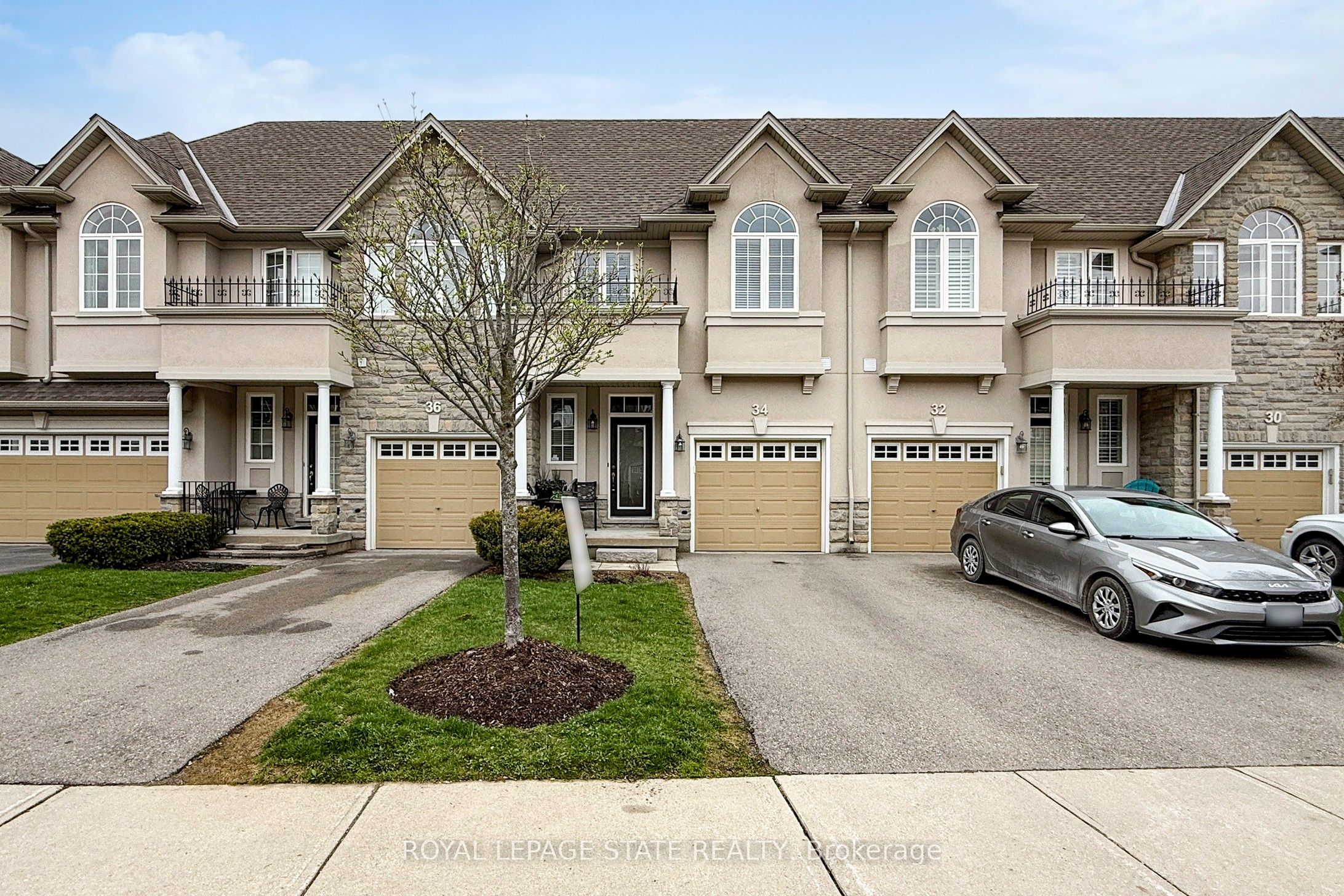 34 Forest Valley Crescent, Hamilton, ON L9H 0A7
