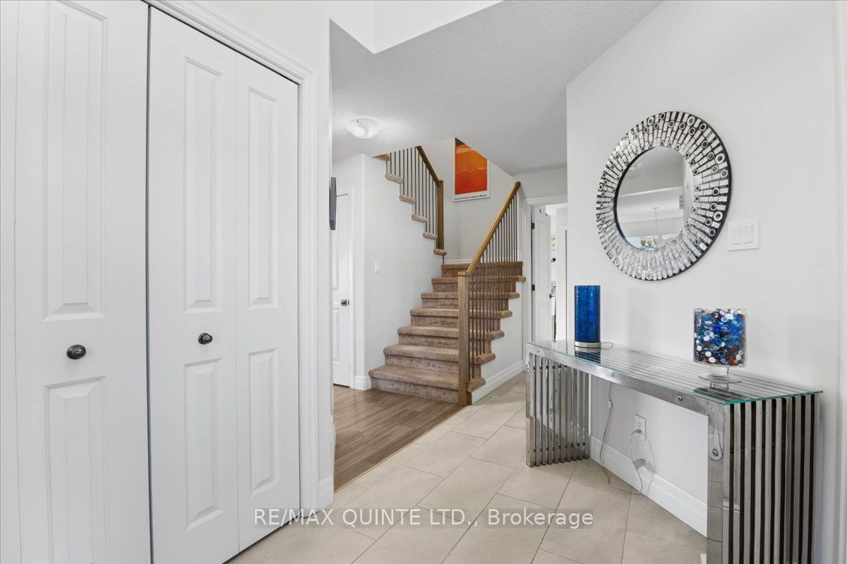 6 Granby Court, Belleville, ON K8N 5W6 photo 5