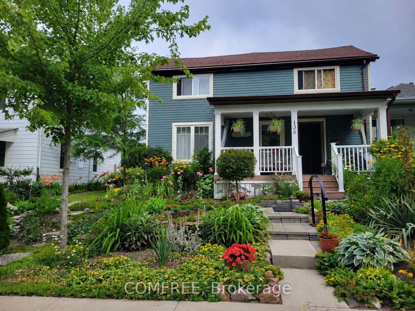 136 John Street, Gananoque, ON K7G 1A5