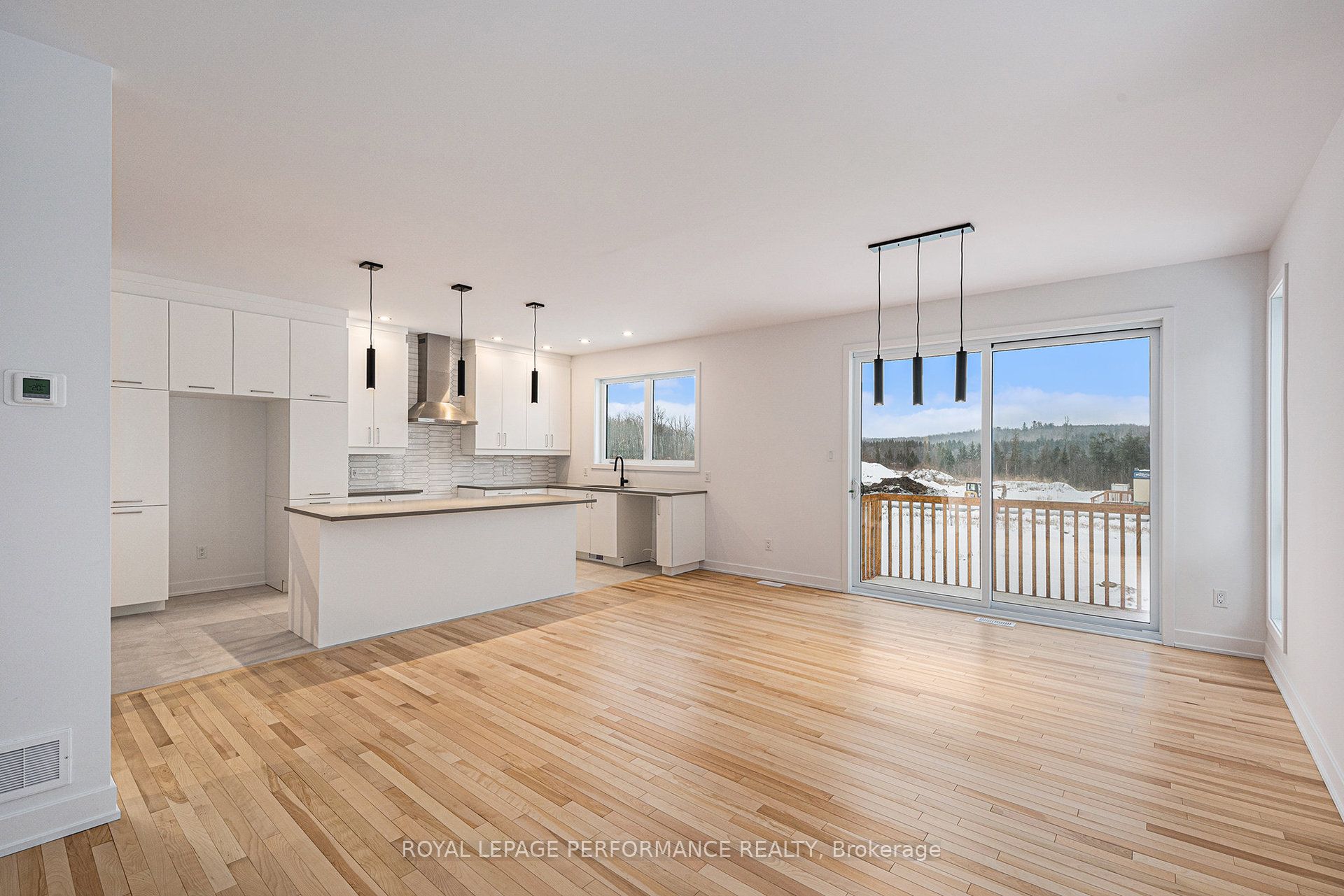 94 RUTILE Street, Clarence-Rockland, ON K4K 0M6 photo 4