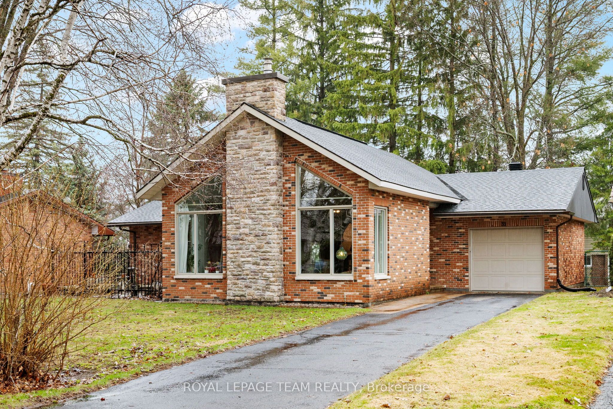 33 Rutherford Crescent, Kanata, ON K2K 1N1 photo 4