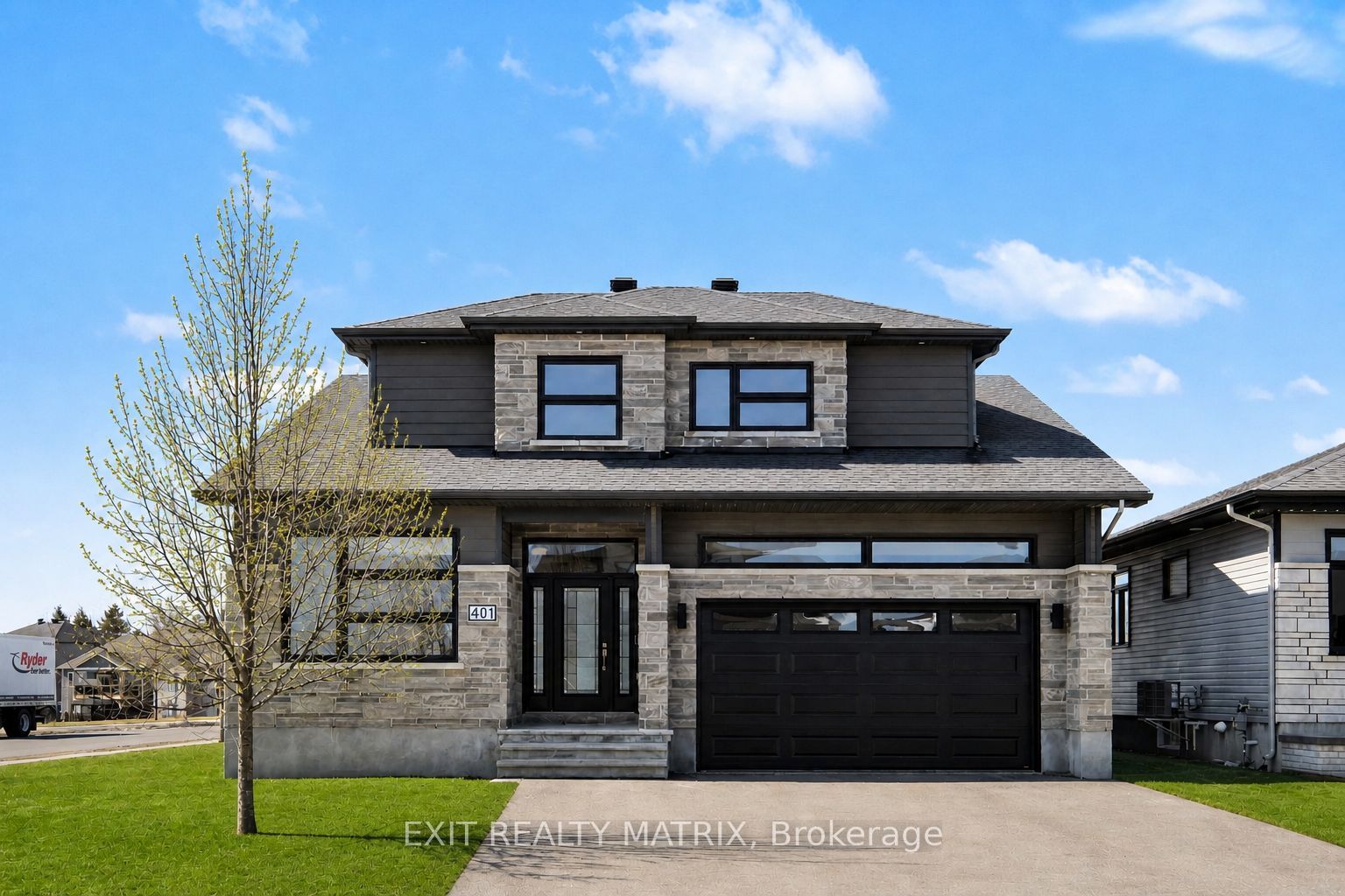 401 Bruges Street, Russell, ON K0A 1W0