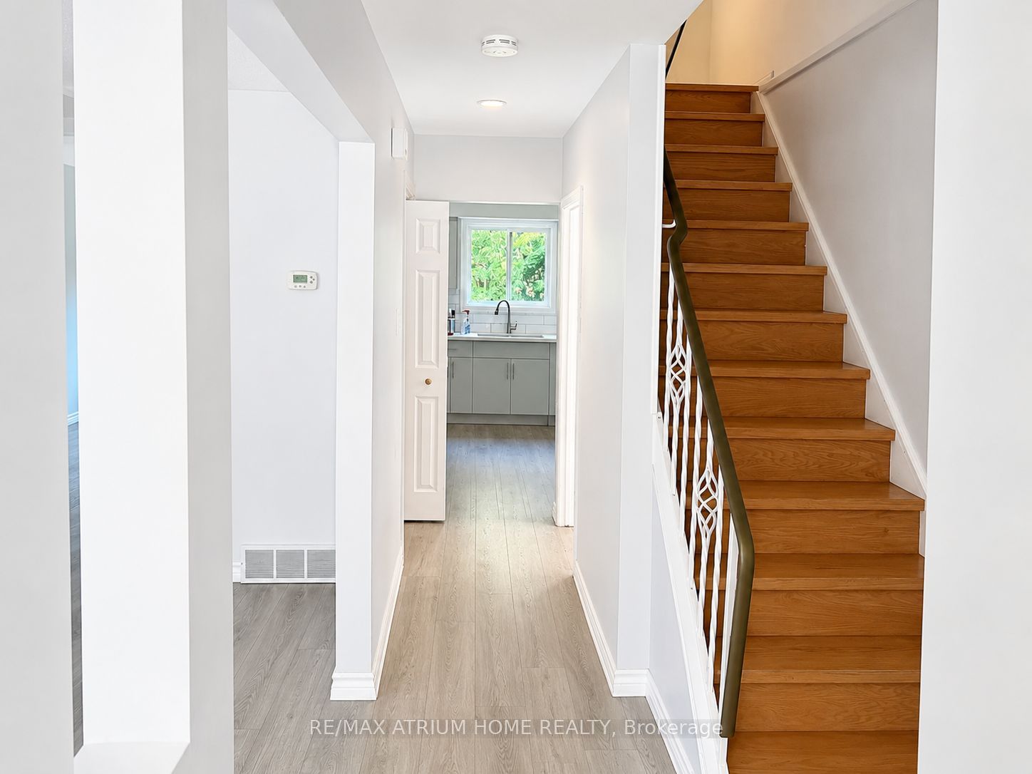 181B Cedarvale Crescent, Waterloo, ON N2L 4T3 photo 4