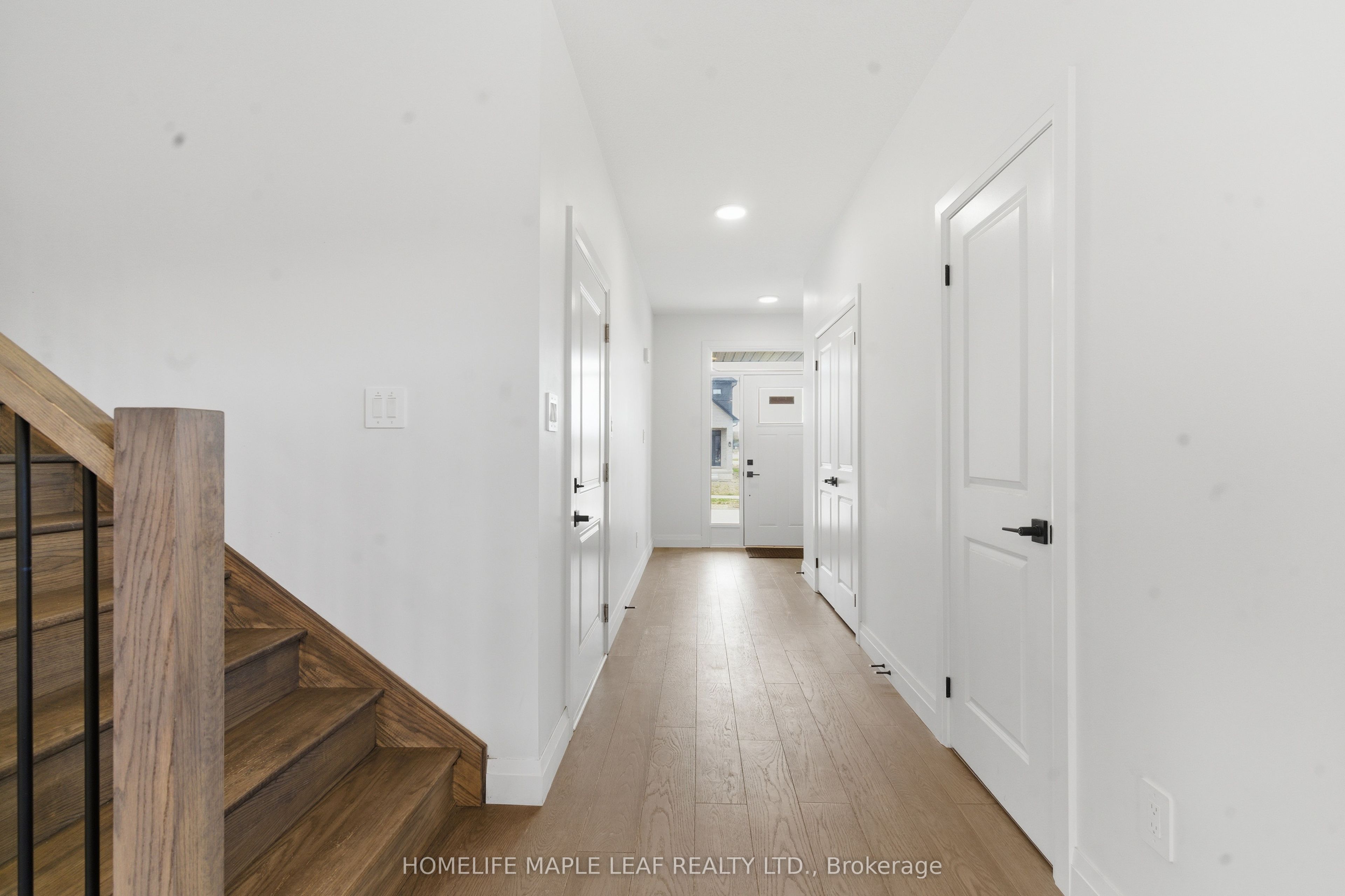 1566 Wright Crescent, London North, ON N6G 3R6 photo 5