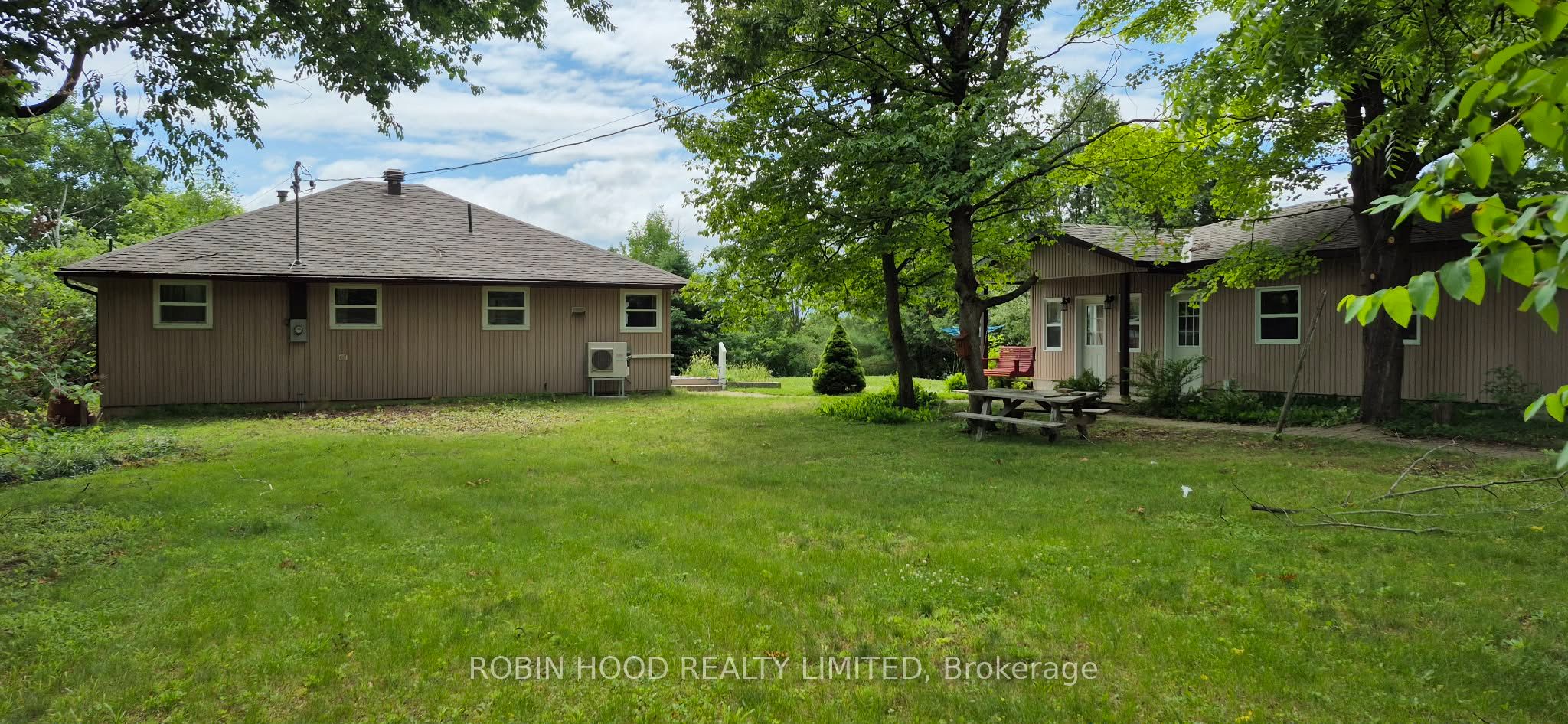 211 Mcbride Point Drive, Rideau Lakes, ON K0G 1X0 photo 2