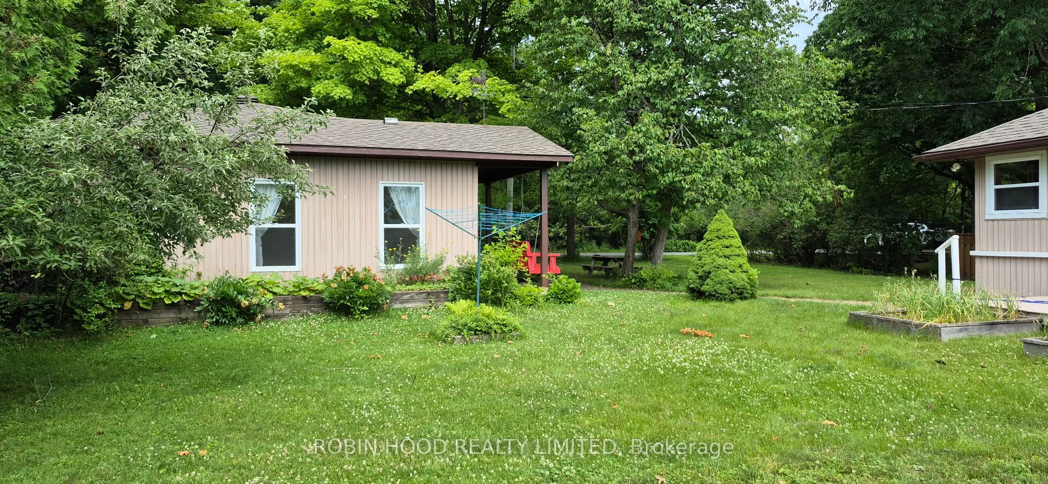 211 Mcbride Point Drive, Rideau Lakes, ON K0G 1X0 photo 3