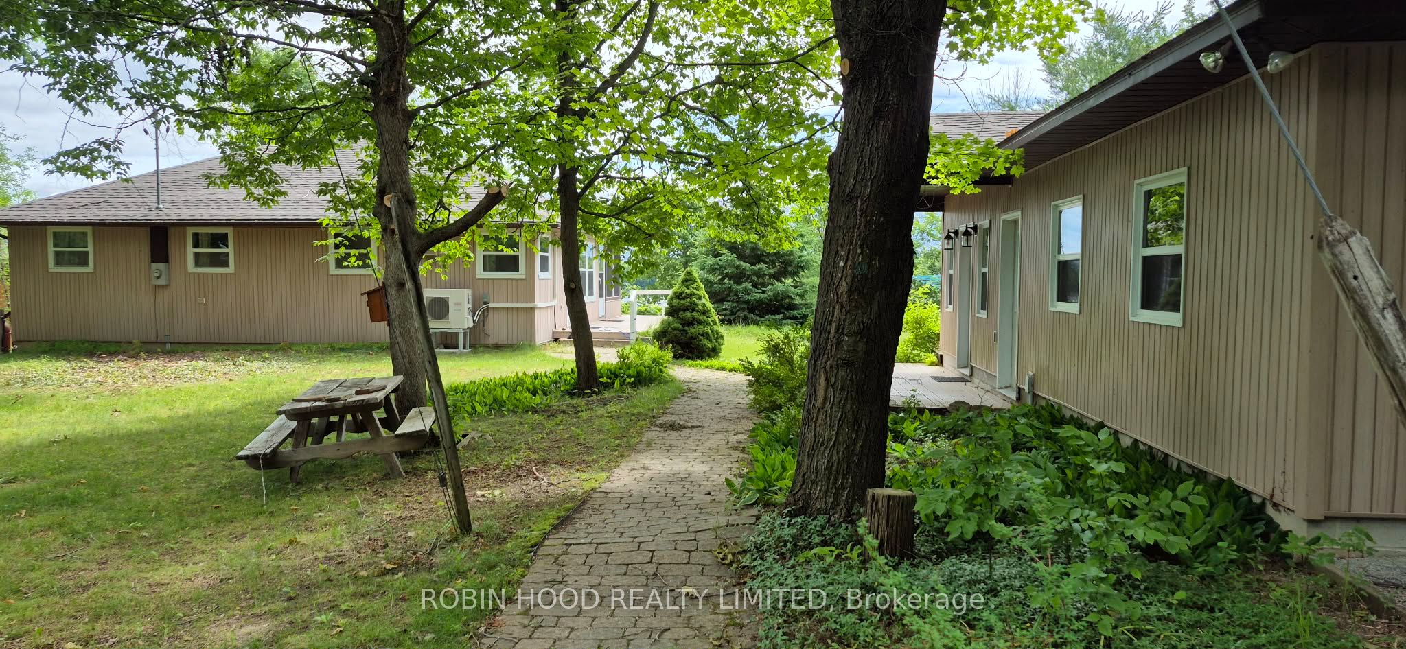 211 Mcbride Point Drive, Rideau Lakes, ON K0G 1X0 photo 4