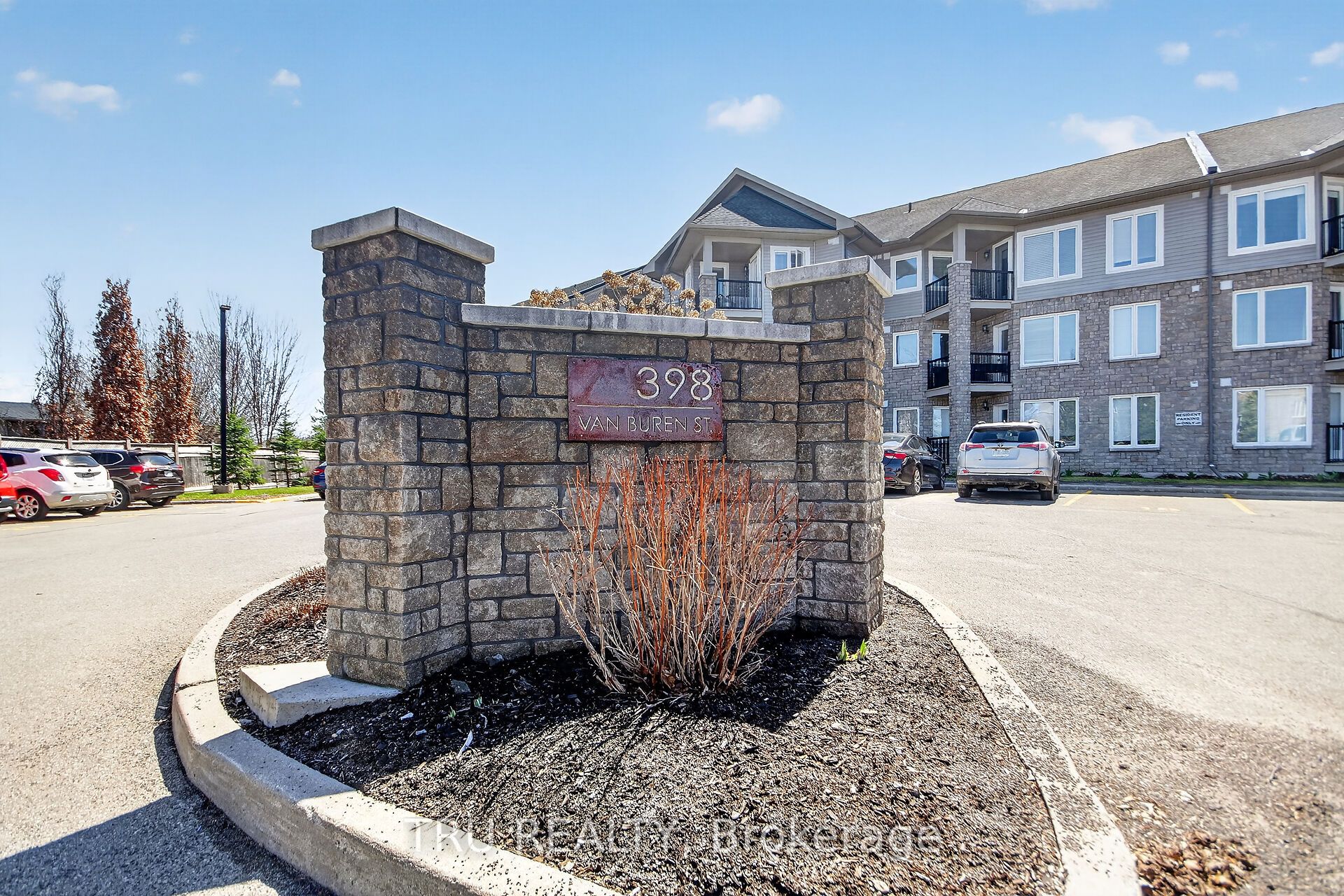 398 Van Buren Street 113, North Grenville, ON K0G 1J0 photo 2
