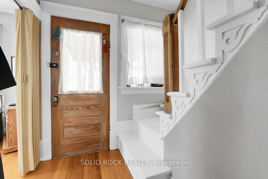 11049 Gilmour Road, South Dundas, ON K0E 1C0 photo 5