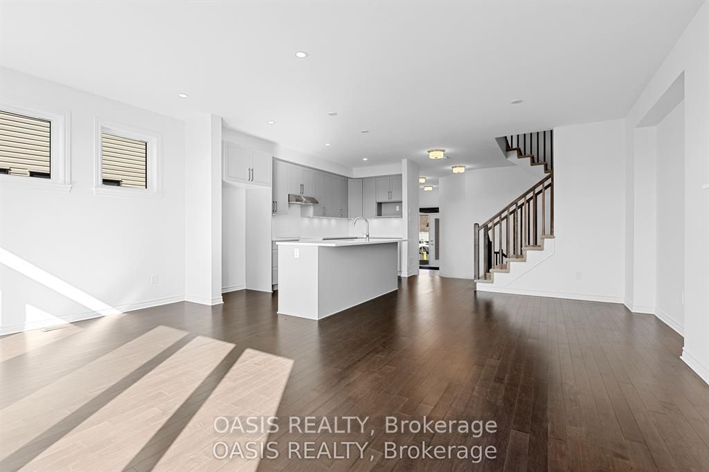 740 Pipit Lane, Barrhaven, ON K2J 7A5 photo 5