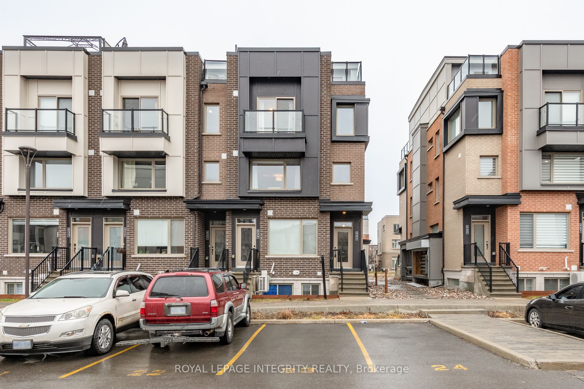 541 Takamose Private 138, Manor Park - Cardinal Glen and Area, ON K1K 5A5