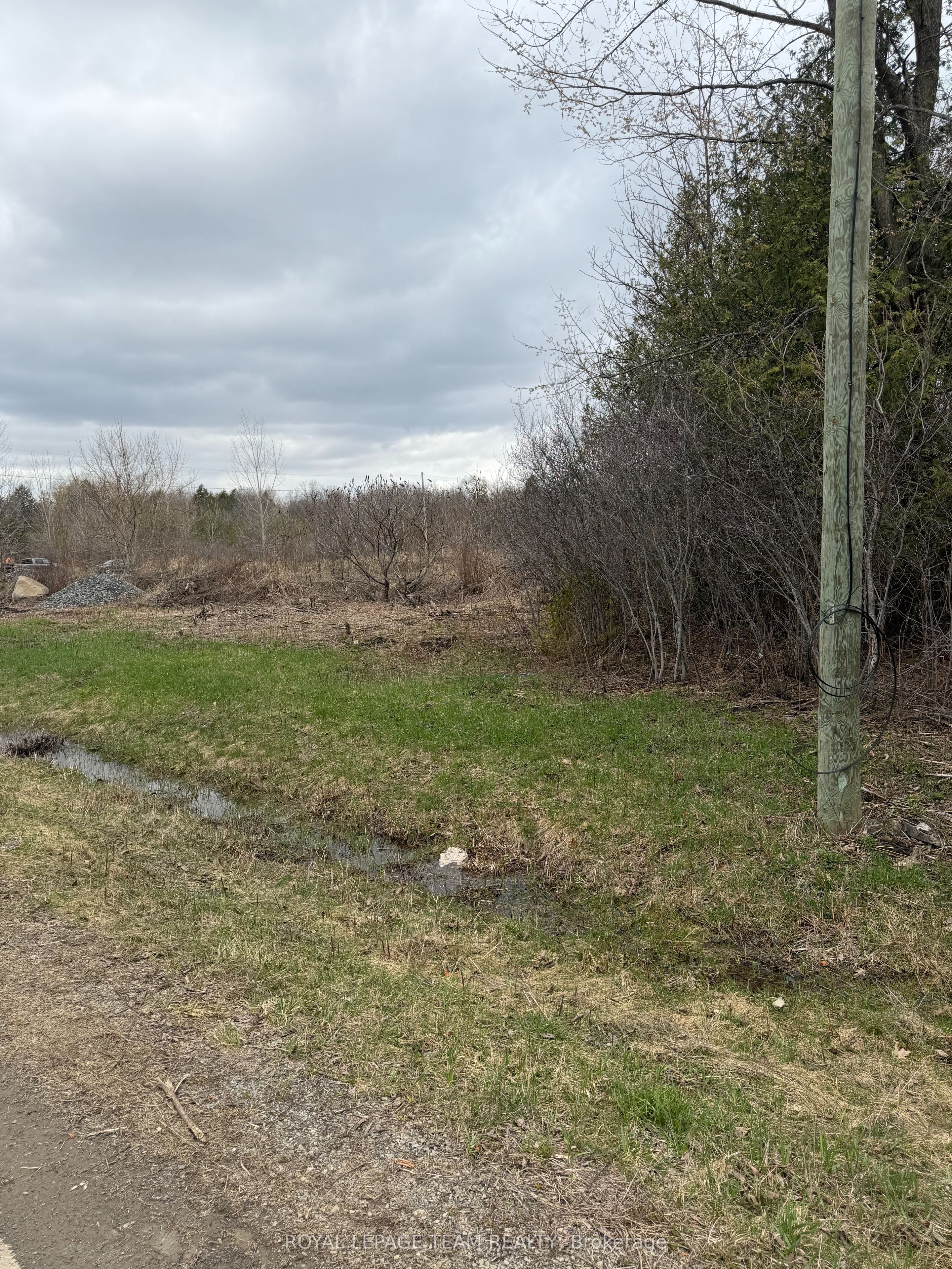 8050 Adam Baker Way, Greely - Metcalfe - Osgoode - Vernon and Area, ON K0A 2P0 photo 3