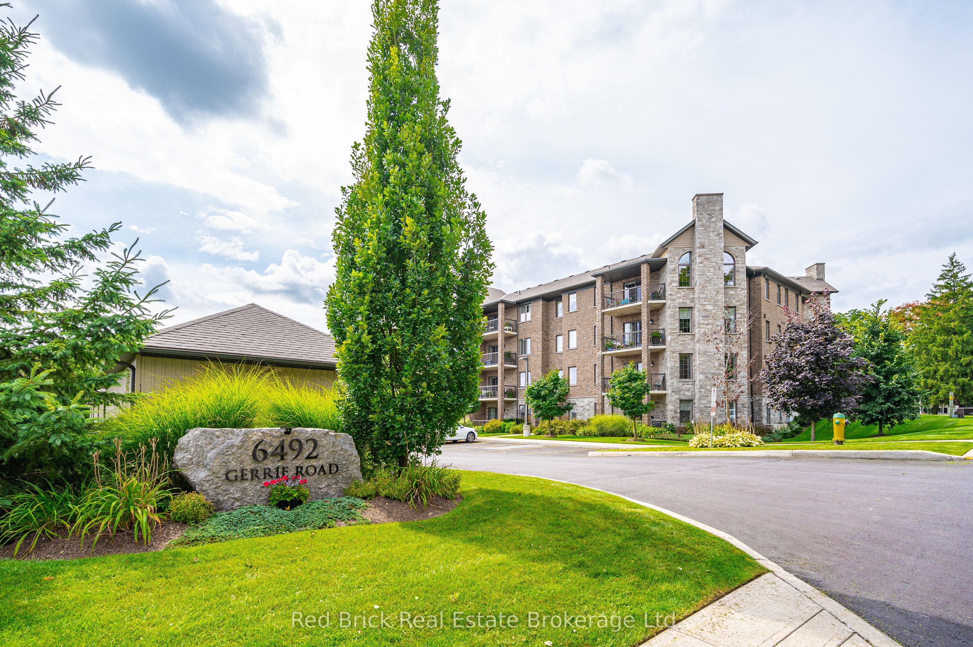 6492 GERRIE Road 207, Centre Wellington, ON N0B 1S0