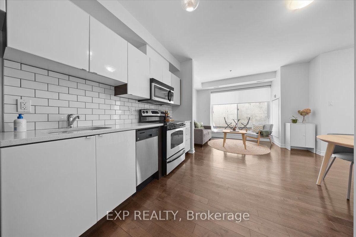 429 Kent Street 121, Ottawa Centre, ON K2P 1B5 photo 4