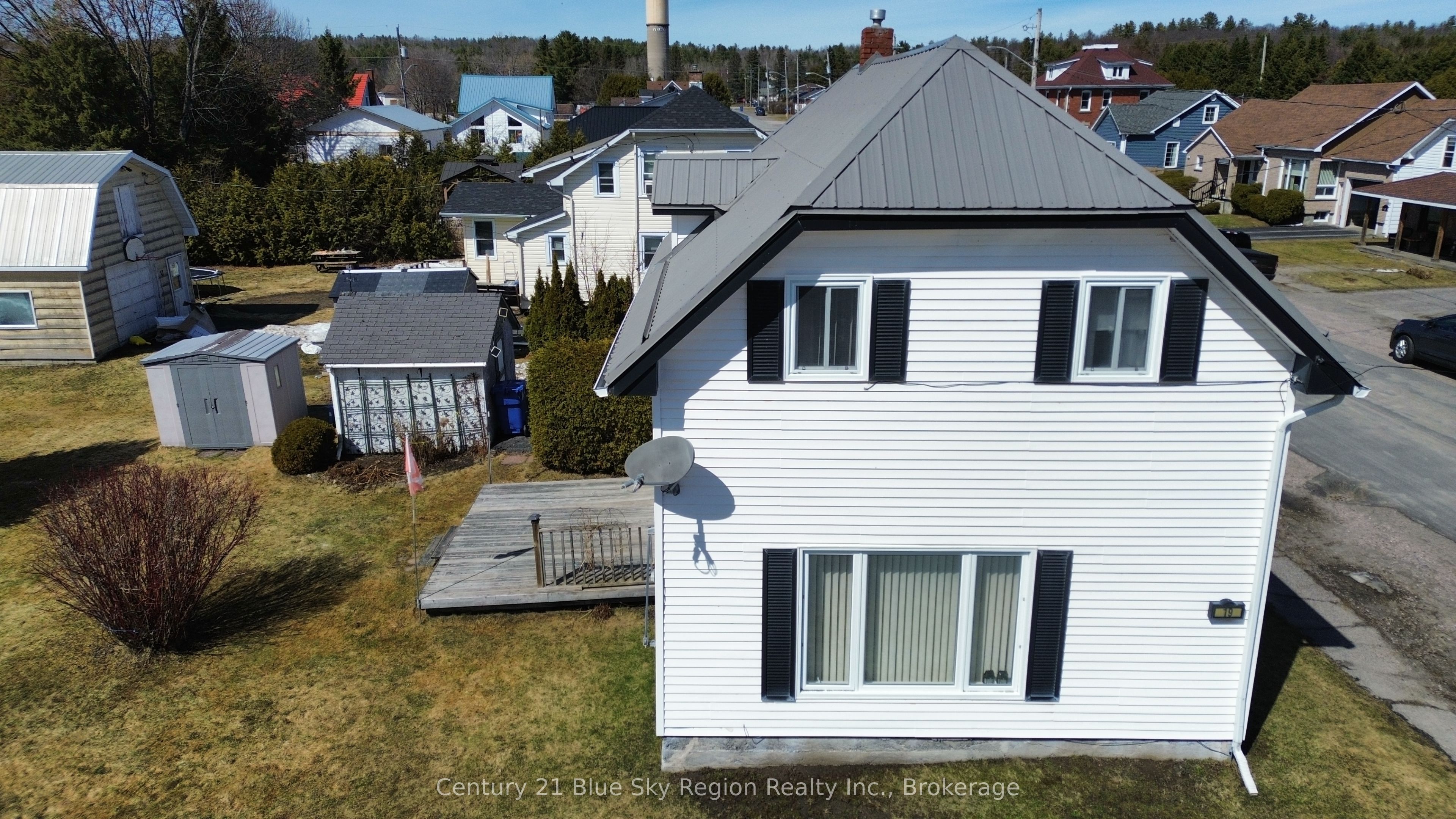 19 Gingras Avenue, West Nipissing, ON P0H 2M0