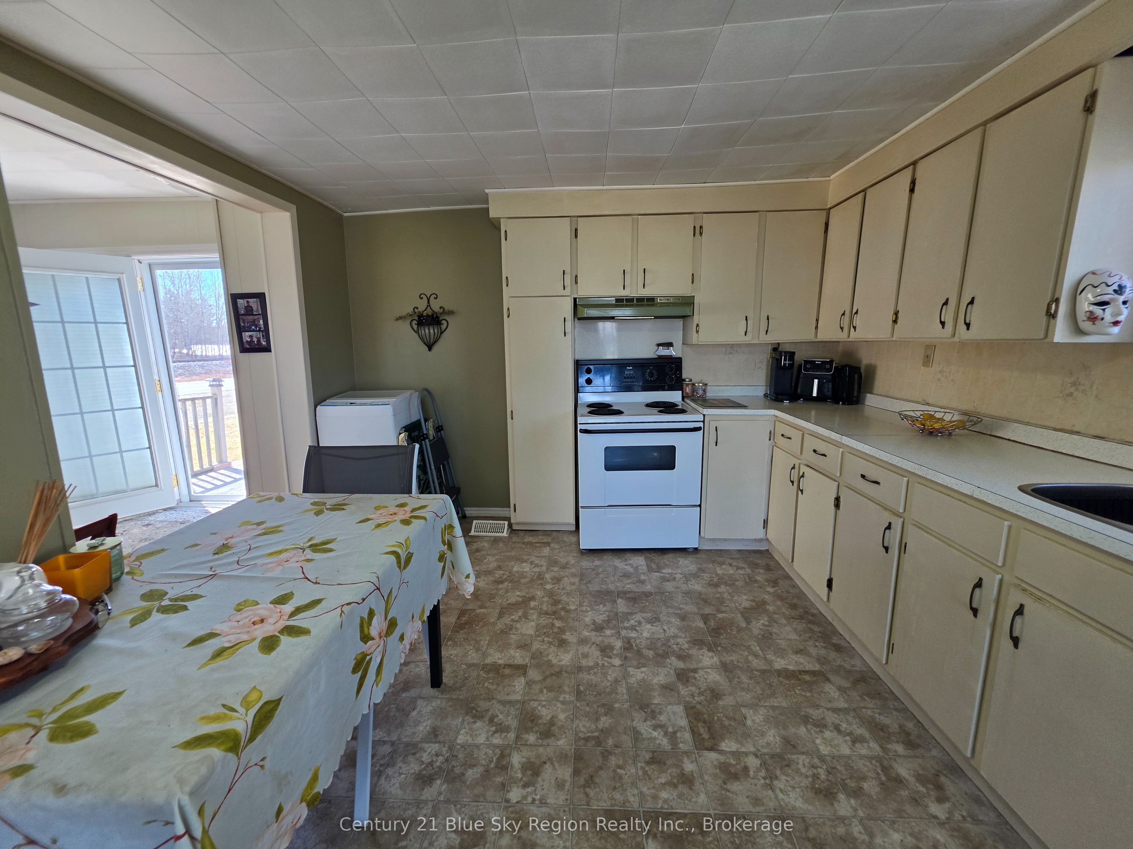 19 Gingras Avenue, West Nipissing, ON P0H 2M0 photo 3