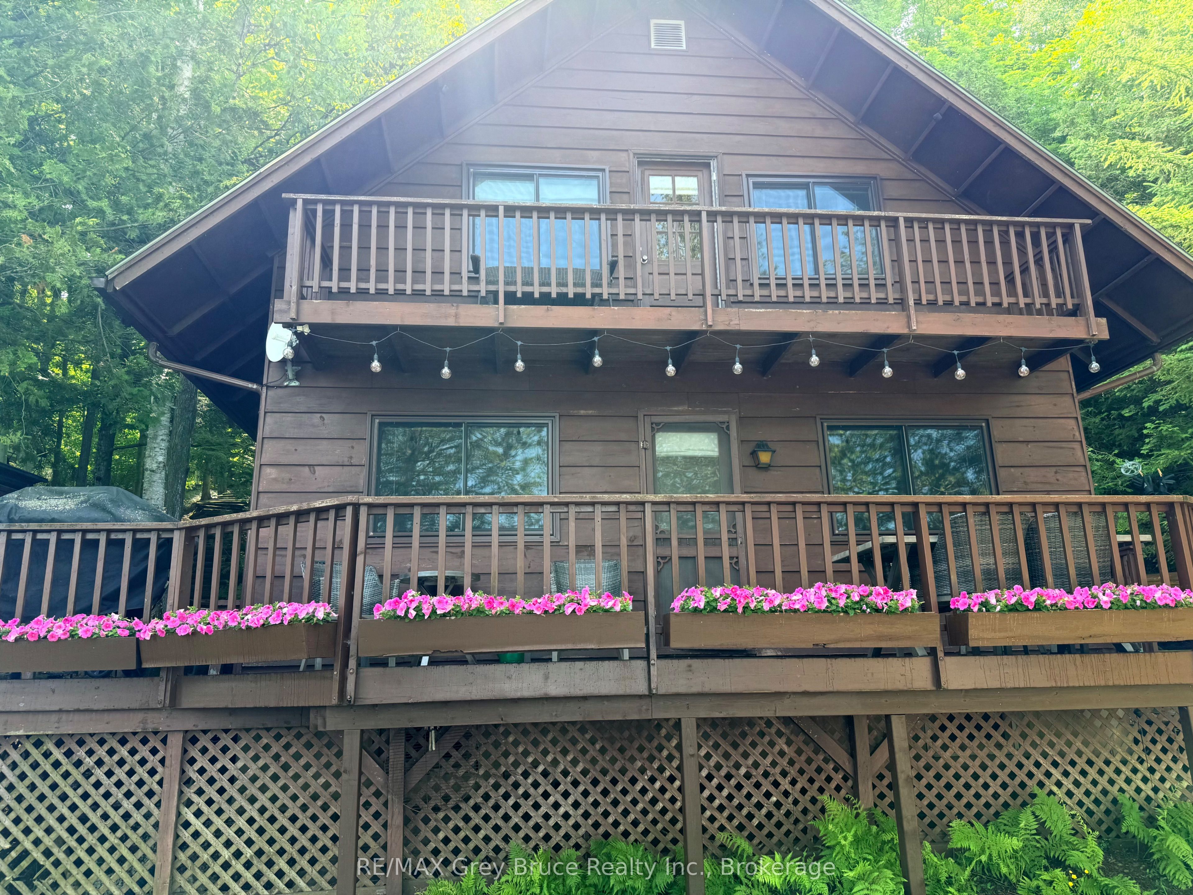 148 Sunnyview Drive, South Bruce Peninsula, ON N0H 1A0 photo 2