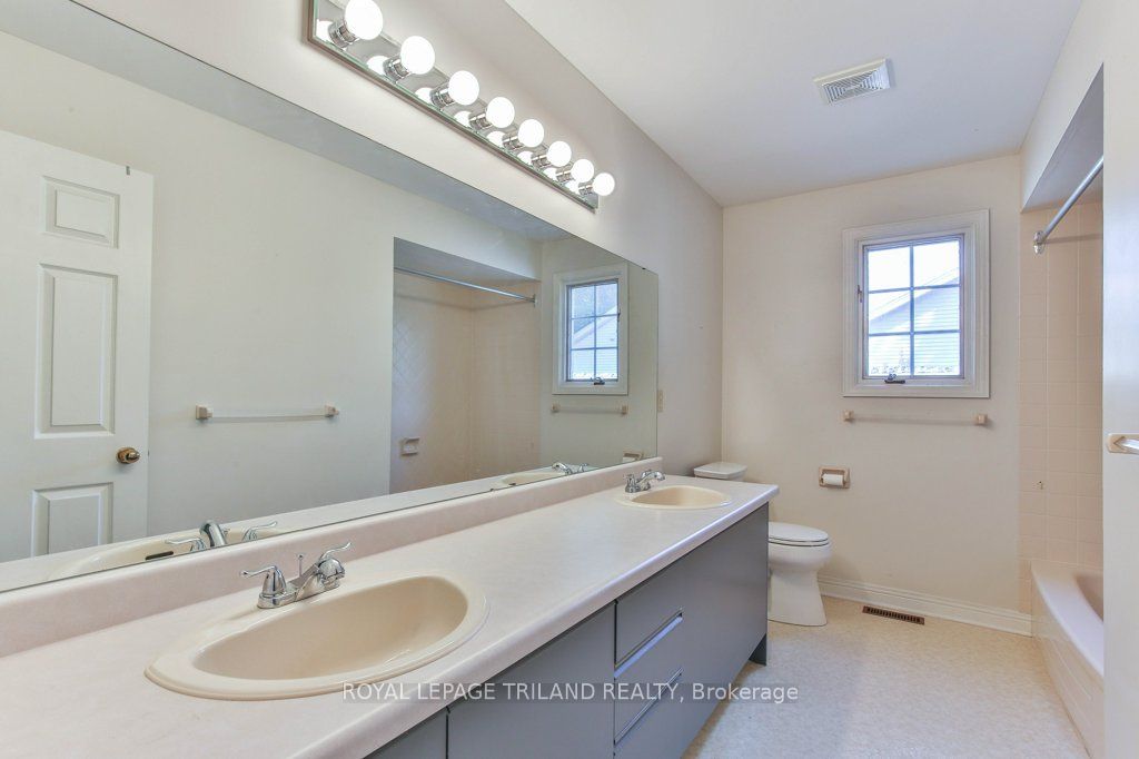 97 TIMBER Drive, London South, ON N6K 3V6 photo 4