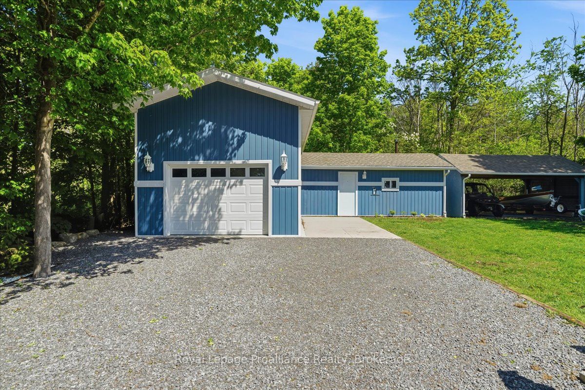 735 Shannon Road, Tyendinaga, ON K0K 2V0 photo 4