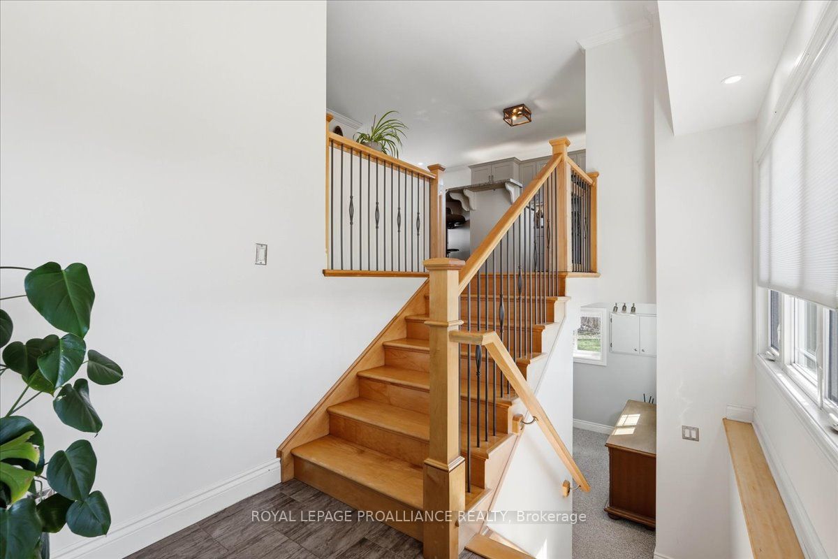 735 Shannon Road, Tyendinaga, ON K0K 2V0 photo 5