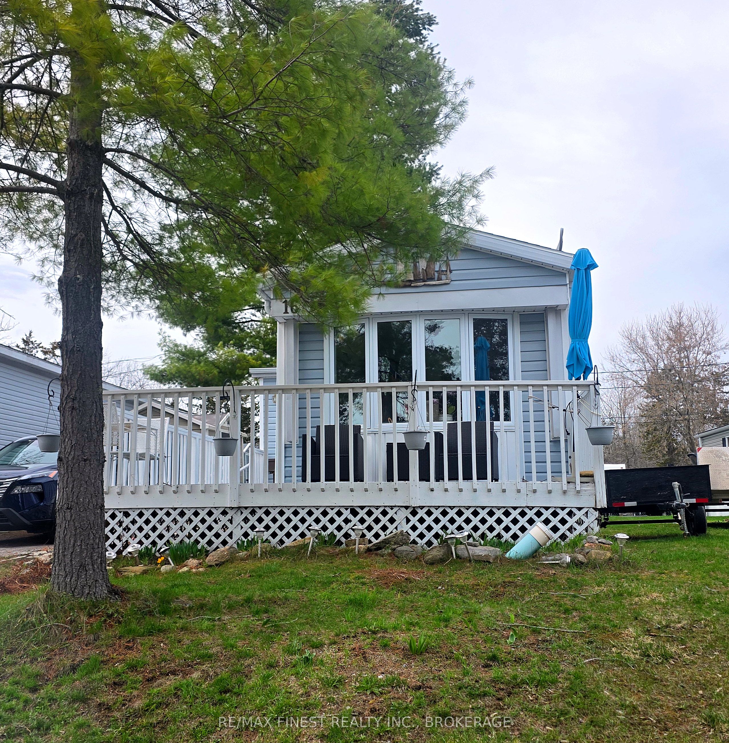 5633 Bath Road 16, Loyalist, ON K0H 1G0