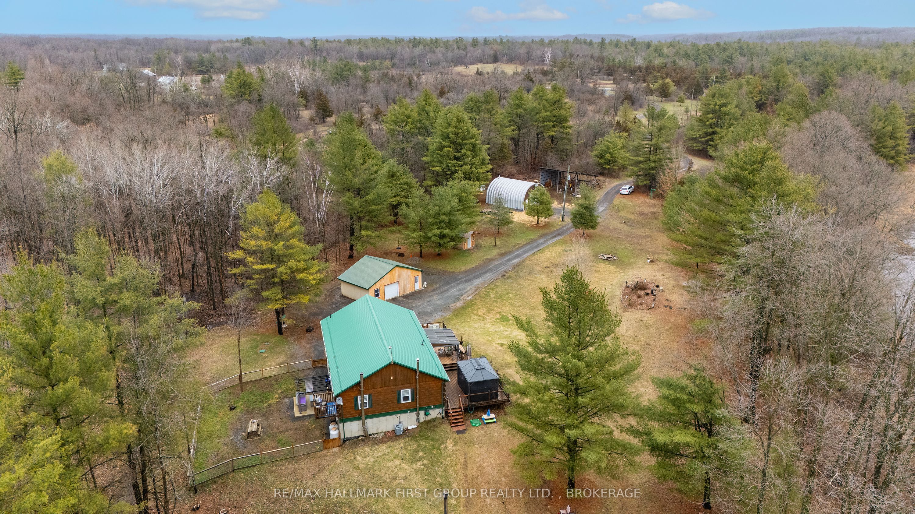 2723 Desert Lake Road, Frontenac, ON K0H 1W0 photo 3
