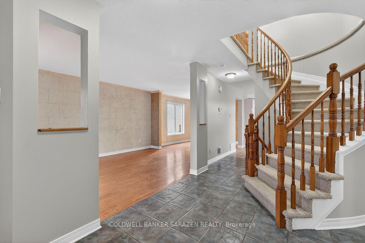 33 Rialto Way, Hunt Club - South Keys and Area, ON K1T 4B3 photo 5