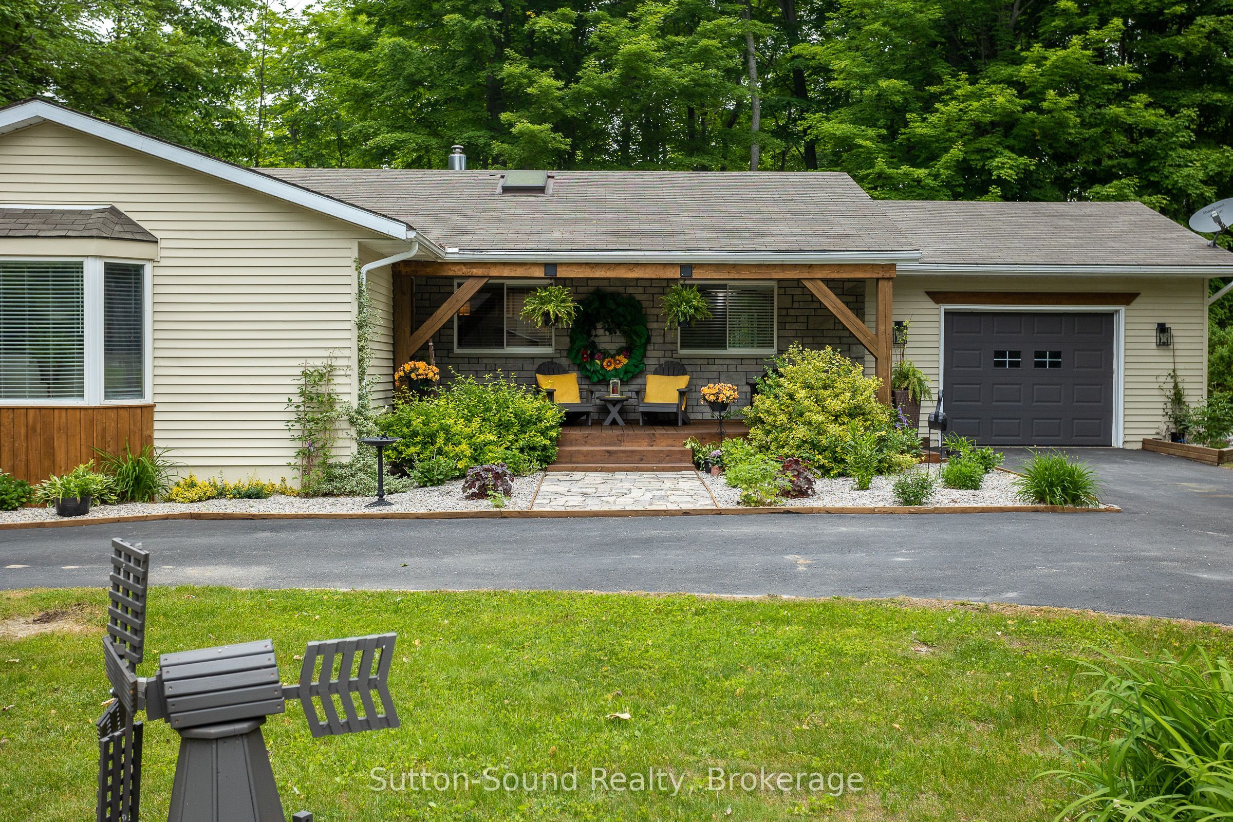 7 Sandy Pines Trail, South Bruce Peninsula, ON N0H 2G0 photo 2