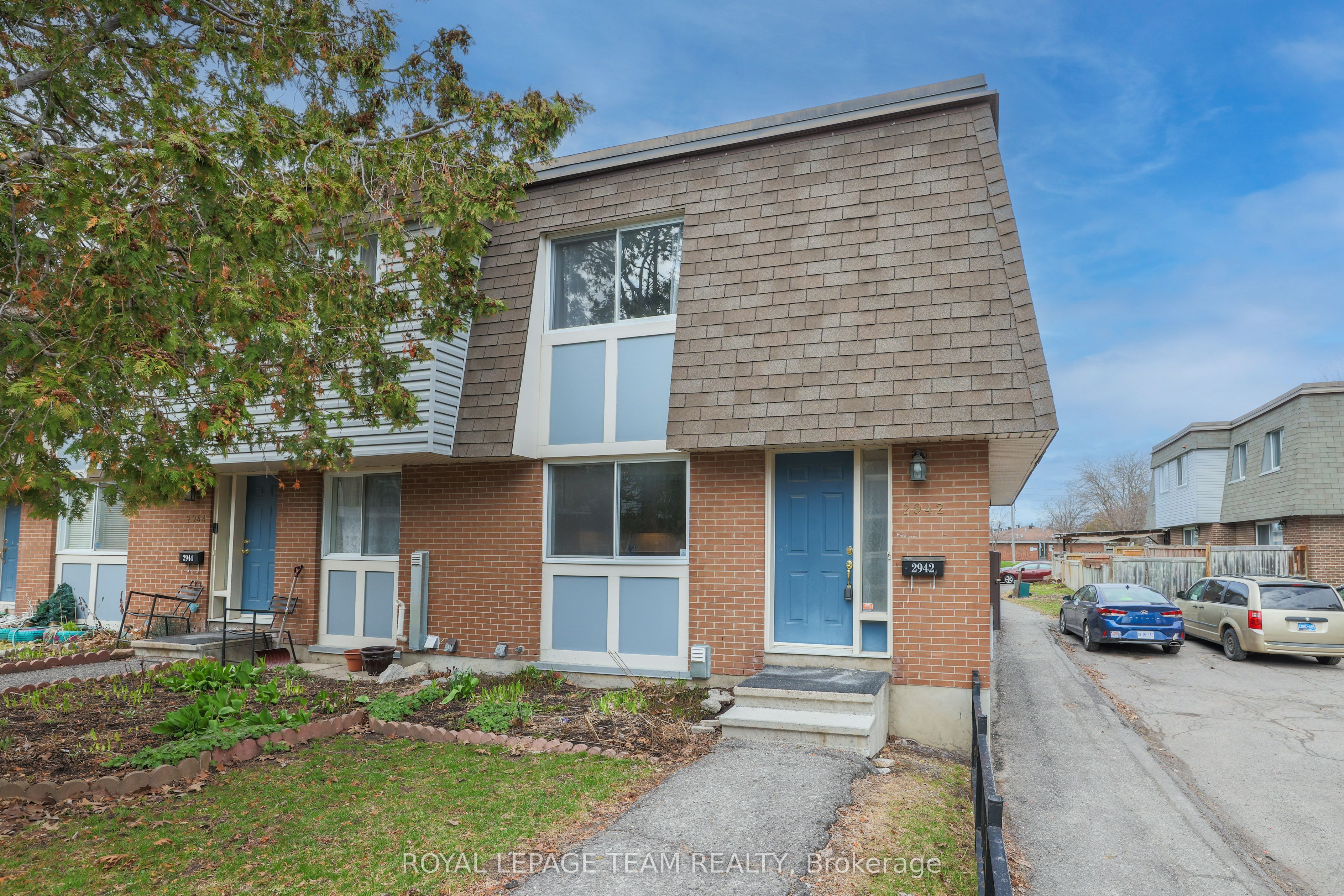 2942 Fairlea Crescent, Hunt Club - South Keys and Area, ON K1V 8T7 photo 2