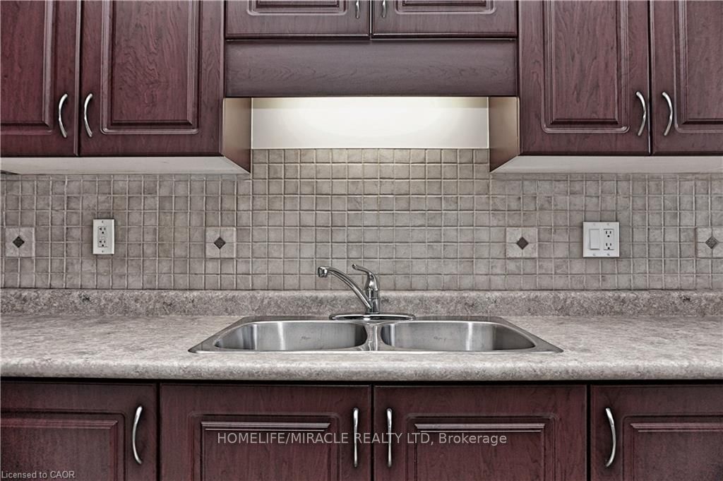 40 Madeleine Street, Kitchener, ON N2R 1V4 photo 5