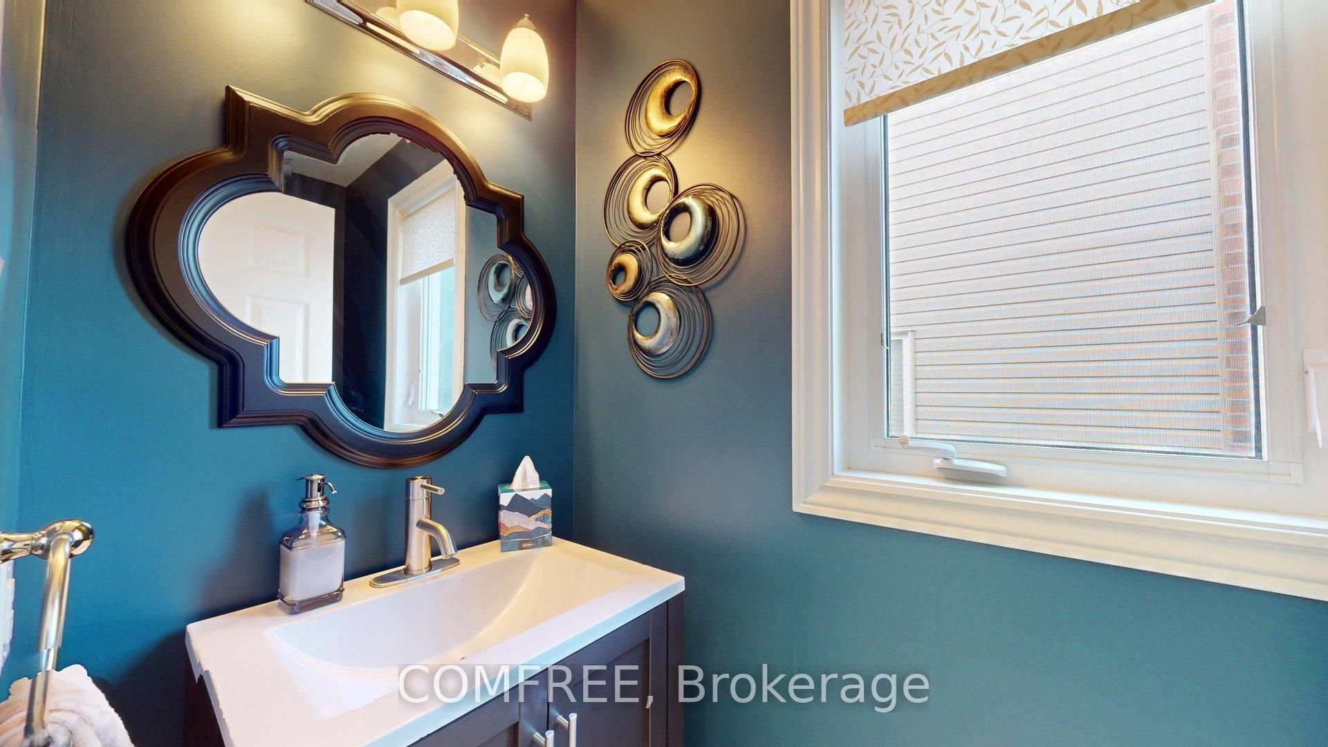 239 Hunterbrook Street, Kanata, ON K2K 0E5 photo 5